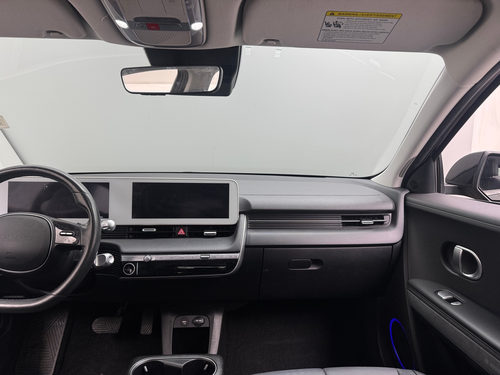 Thumbnail: 2022 Hyundai Ioniq 5 - 2