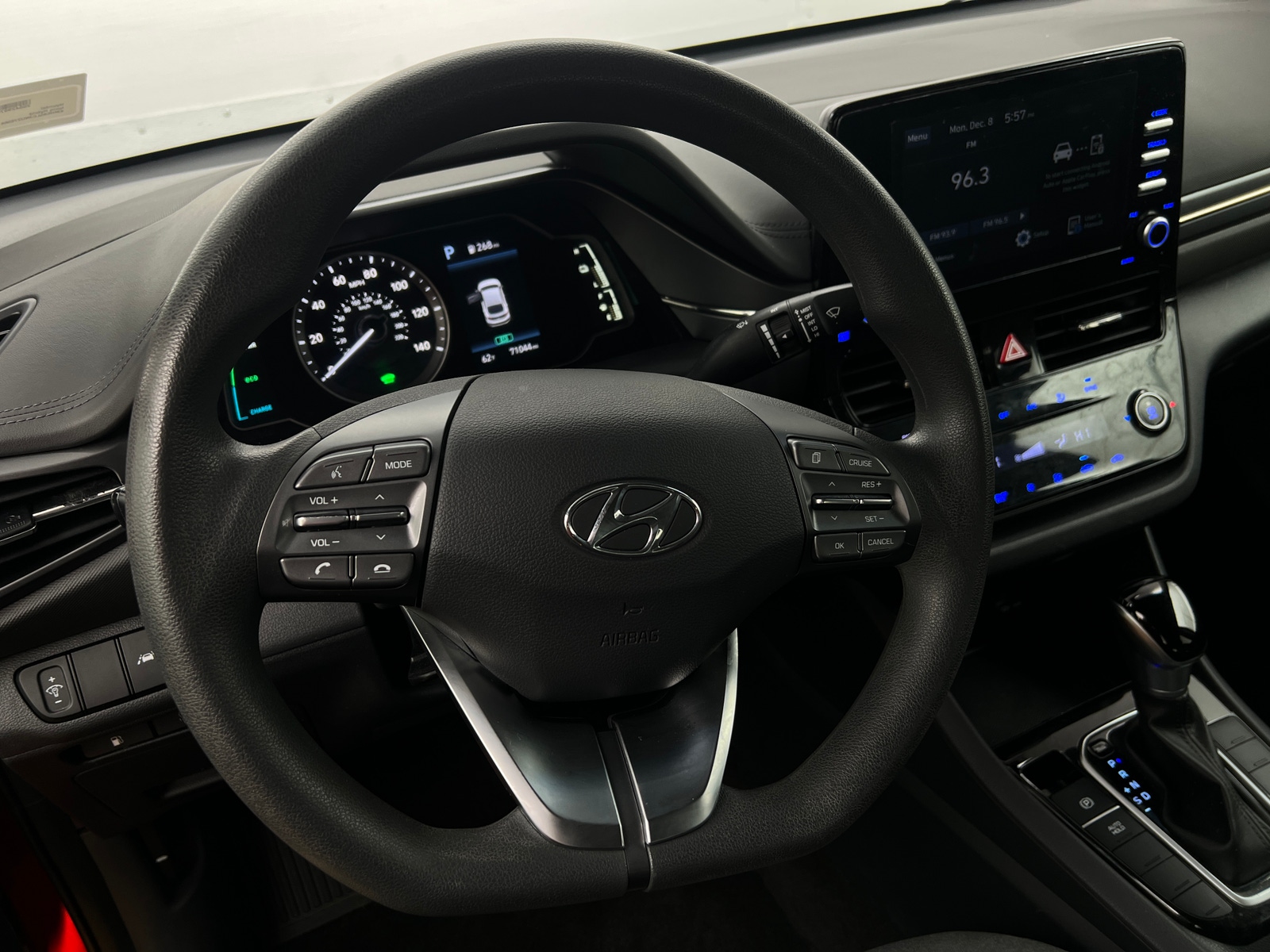 Thumbnail: 2022 Hyundai Ioniq - 5