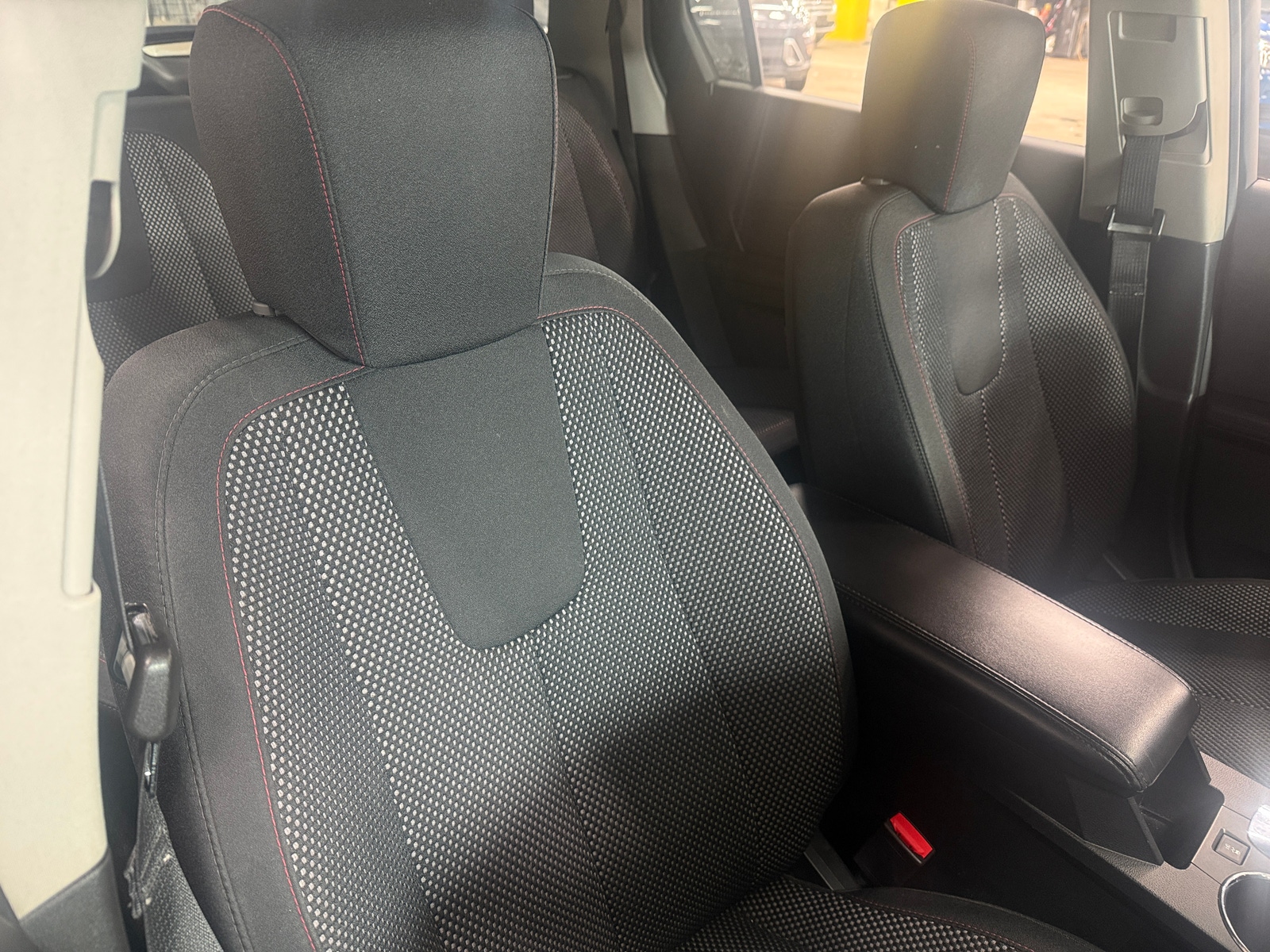 Thumbnail: 2017 GMC Terrain - 2