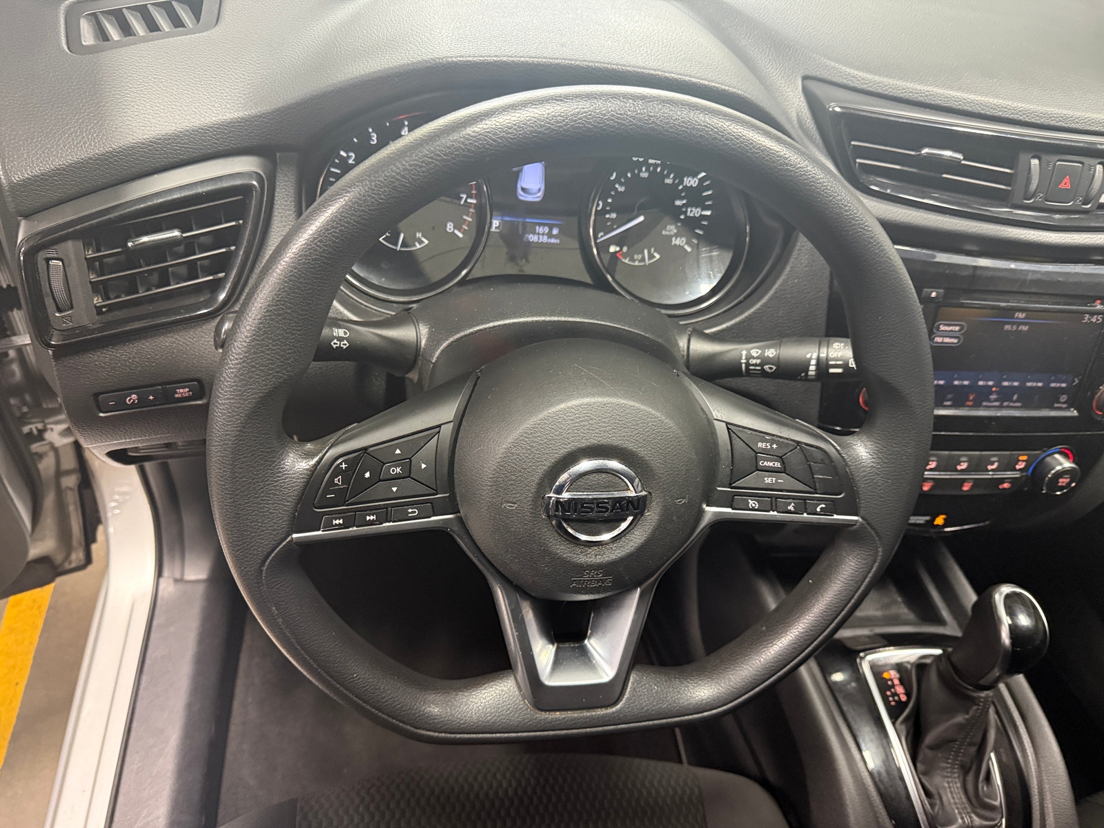 Thumbnail: 2020 Nissan Rogue Sport - 5