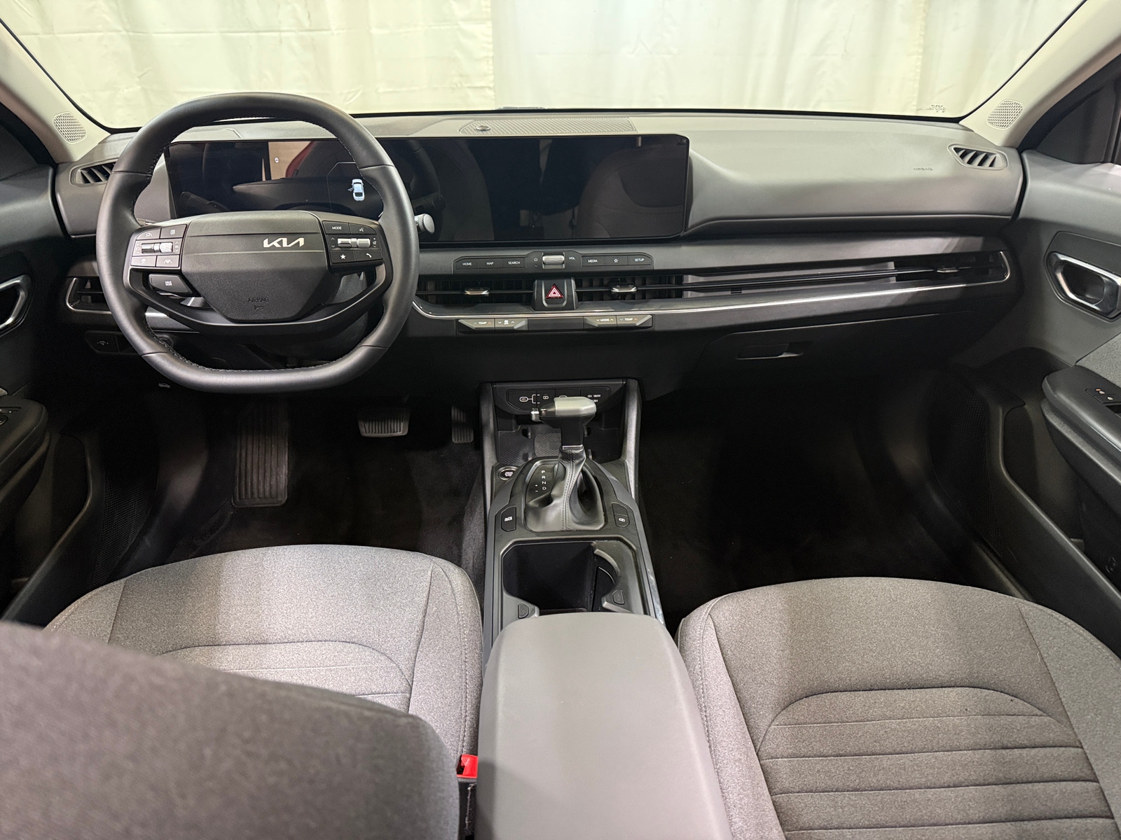 Thumbnail: 2025 Kia K4 - 3