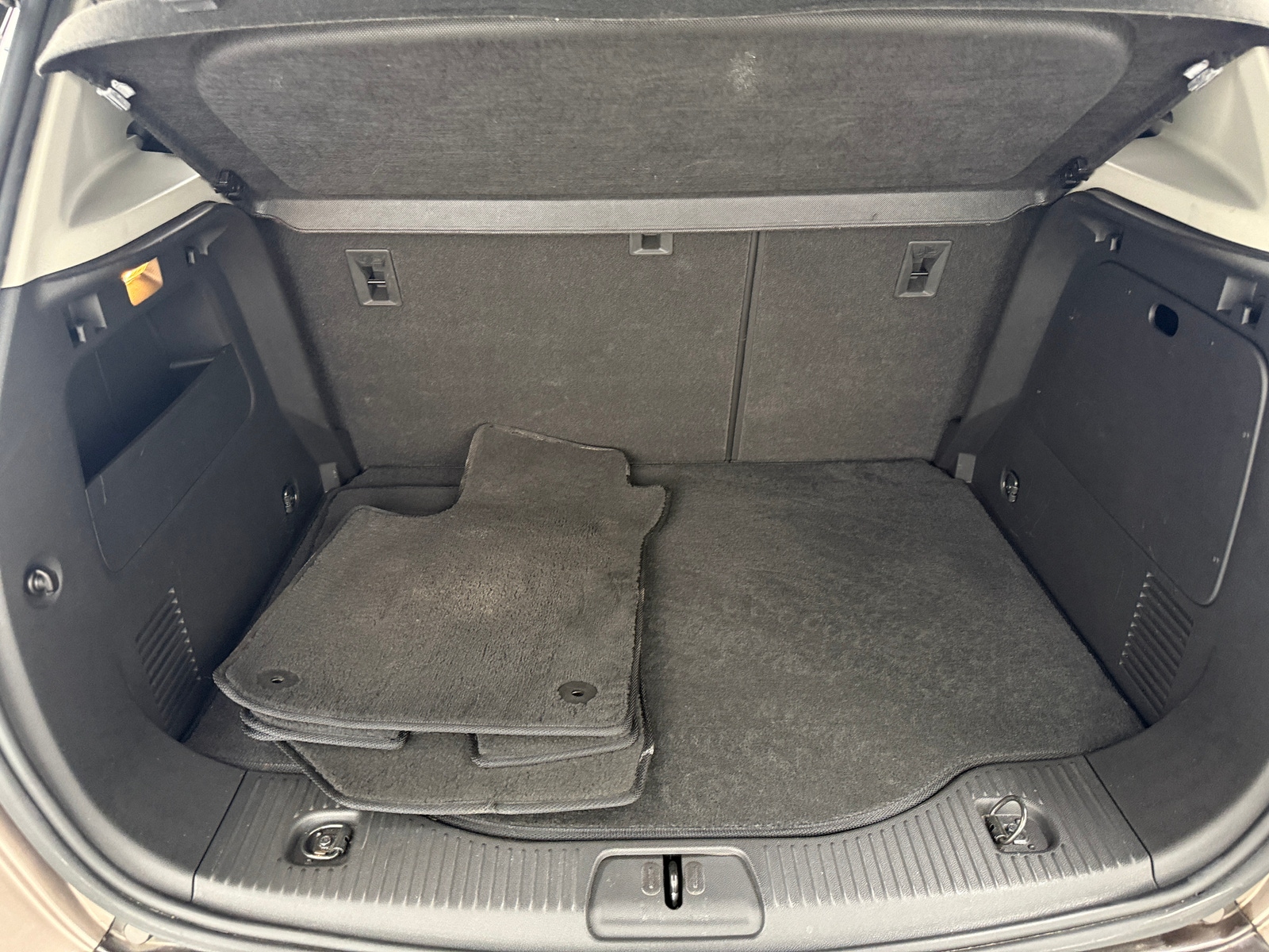 Thumbnail: 2013 Buick Encore - 6