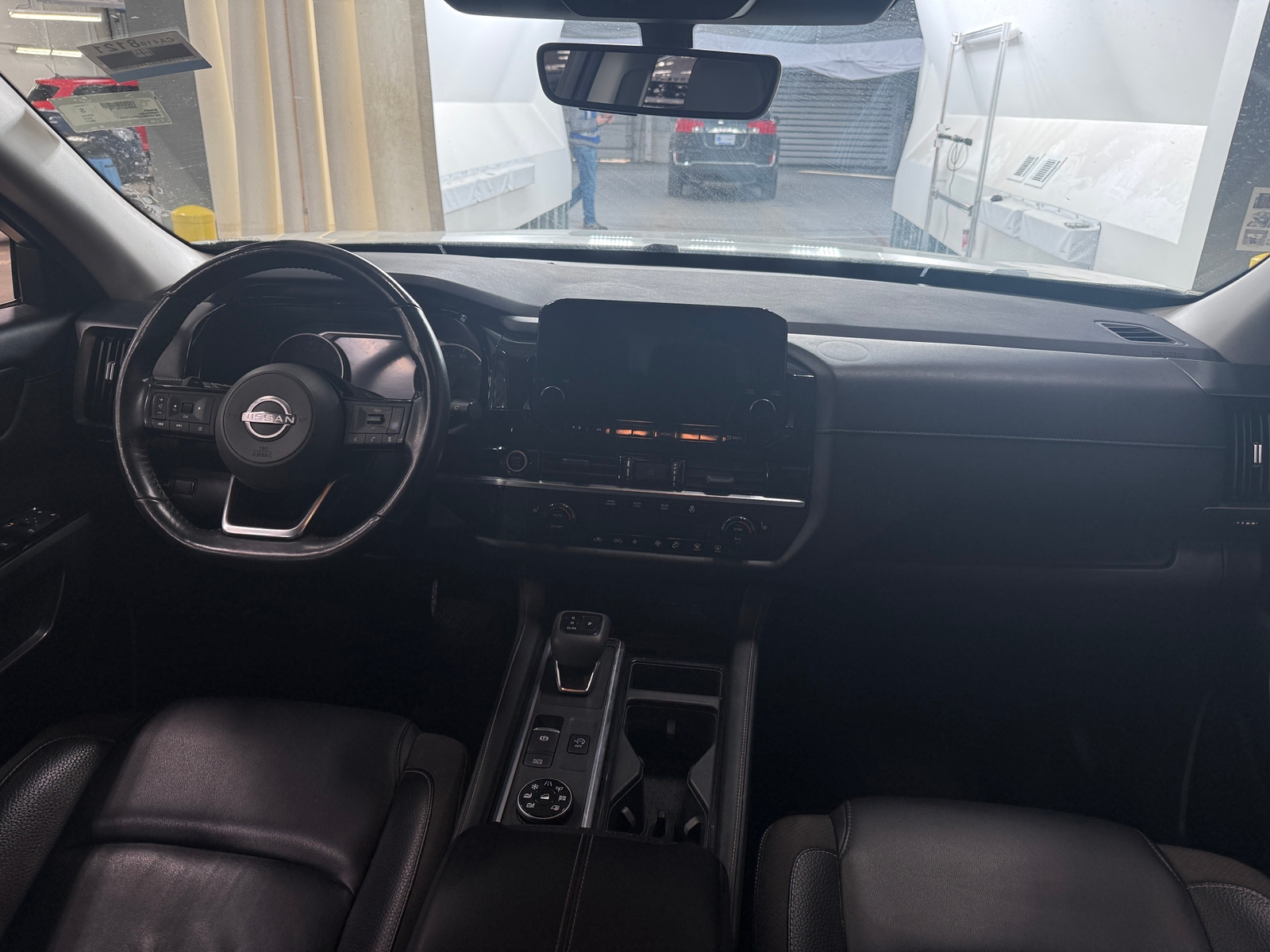 Thumbnail: 2023 Nissan Pathfinder - 2