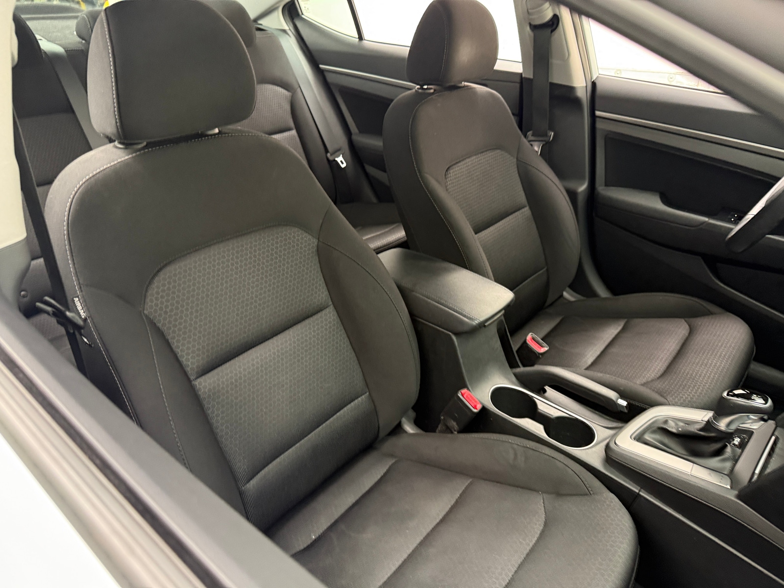 Thumbnail: 2017 Hyundai Elantra - 2