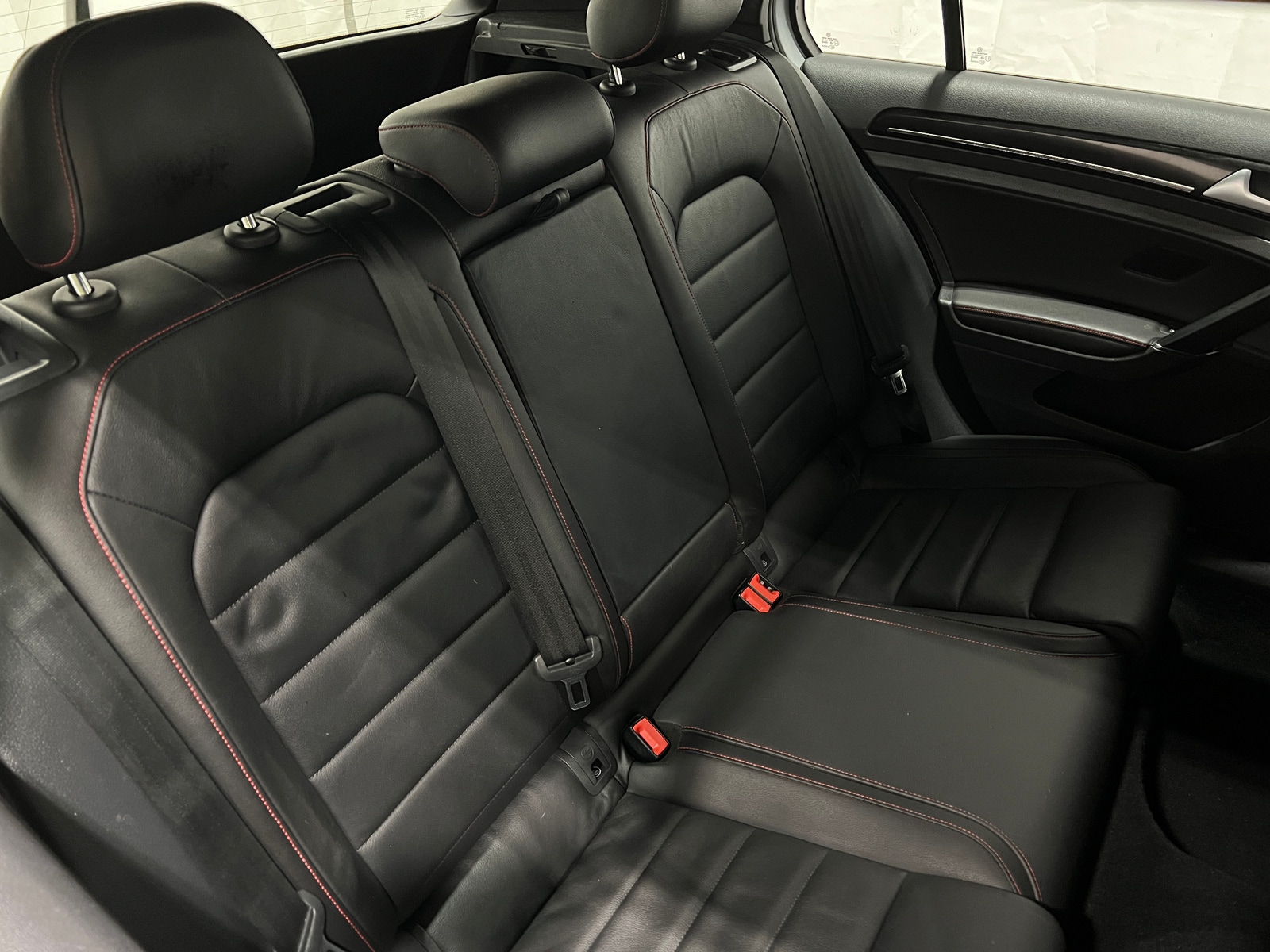 Thumbnail: 2017 Volkswagen Golf - 6