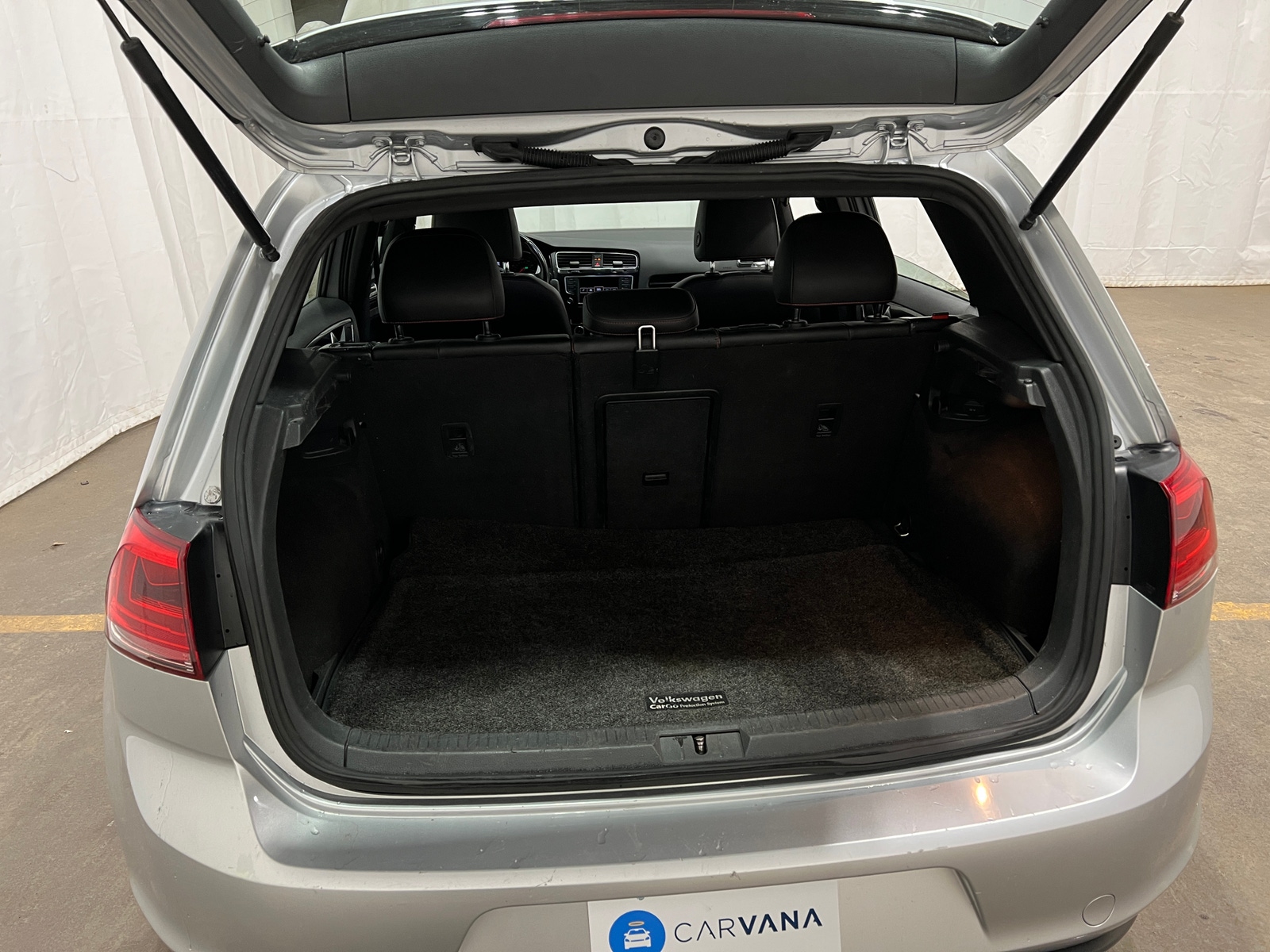 Thumbnail: 2017 Volkswagen Golf - 7