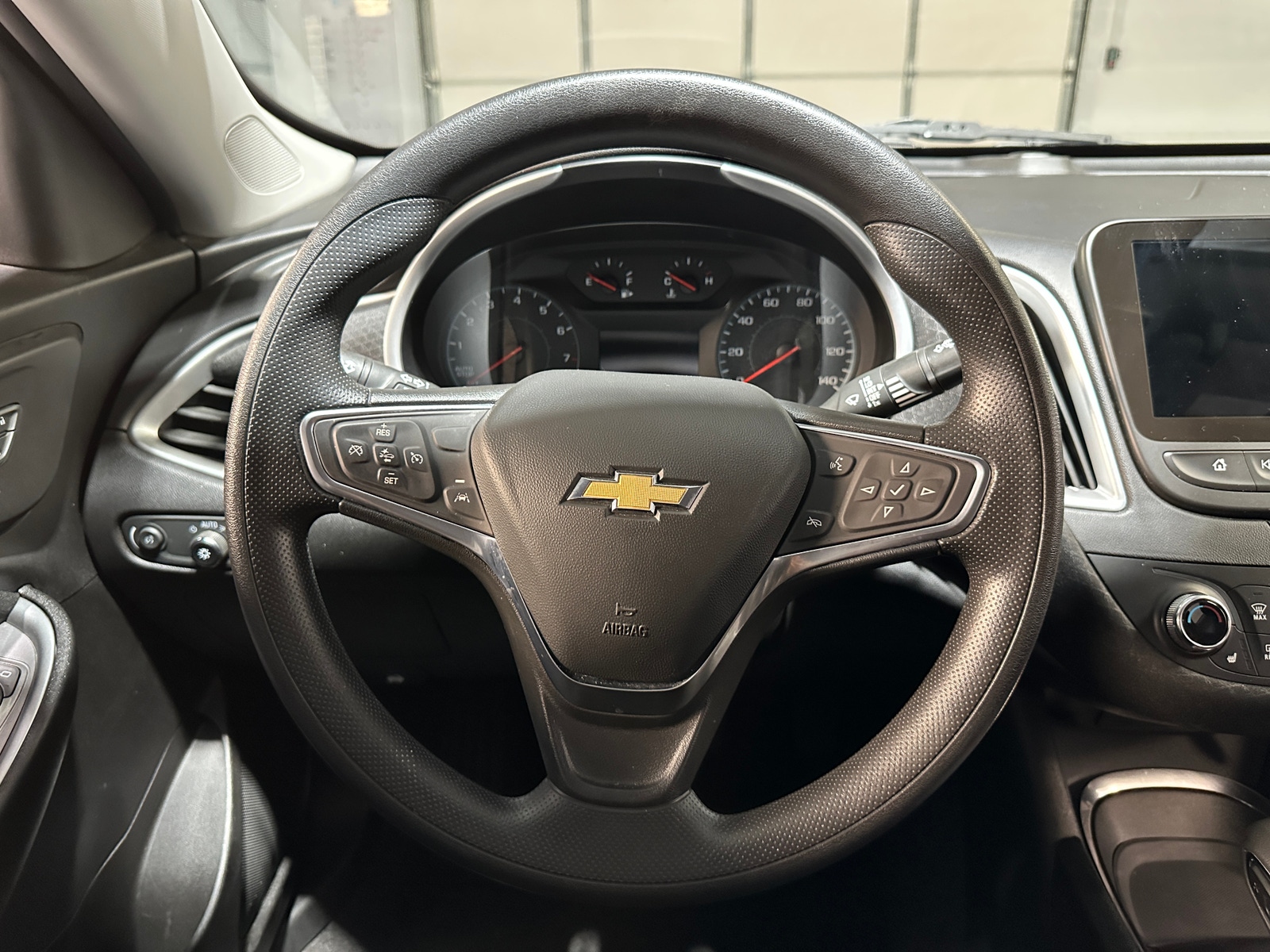 Thumbnail: 2024 Chevrolet Malibu - 5