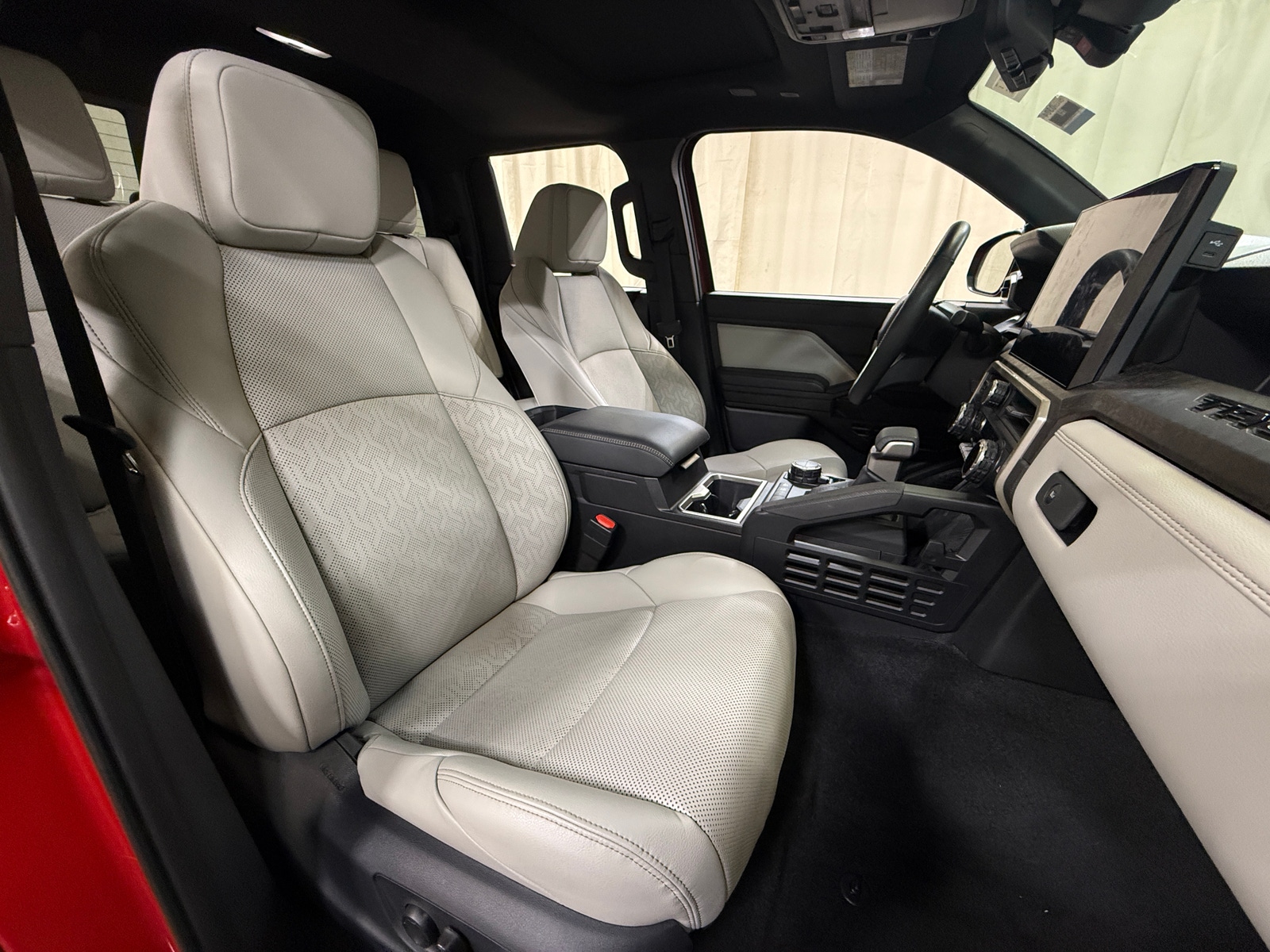 Thumbnail: 2025 Toyota Tacoma - 2