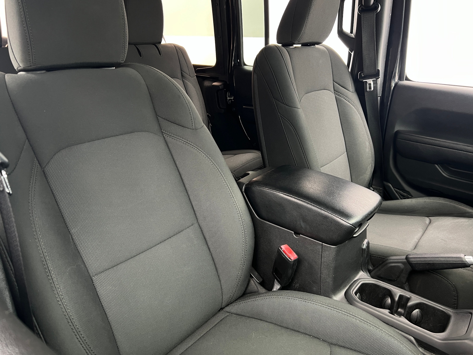 Thumbnail: 2022 Jeep Wrangler - 2