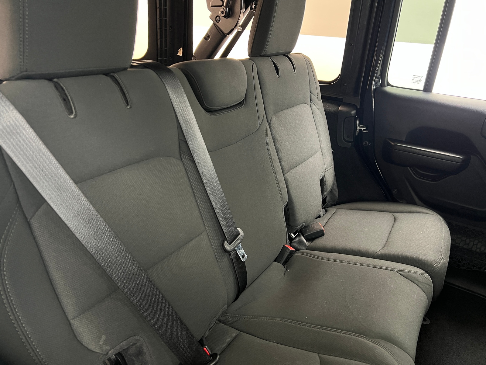 Thumbnail: 2022 Jeep Wrangler - 6