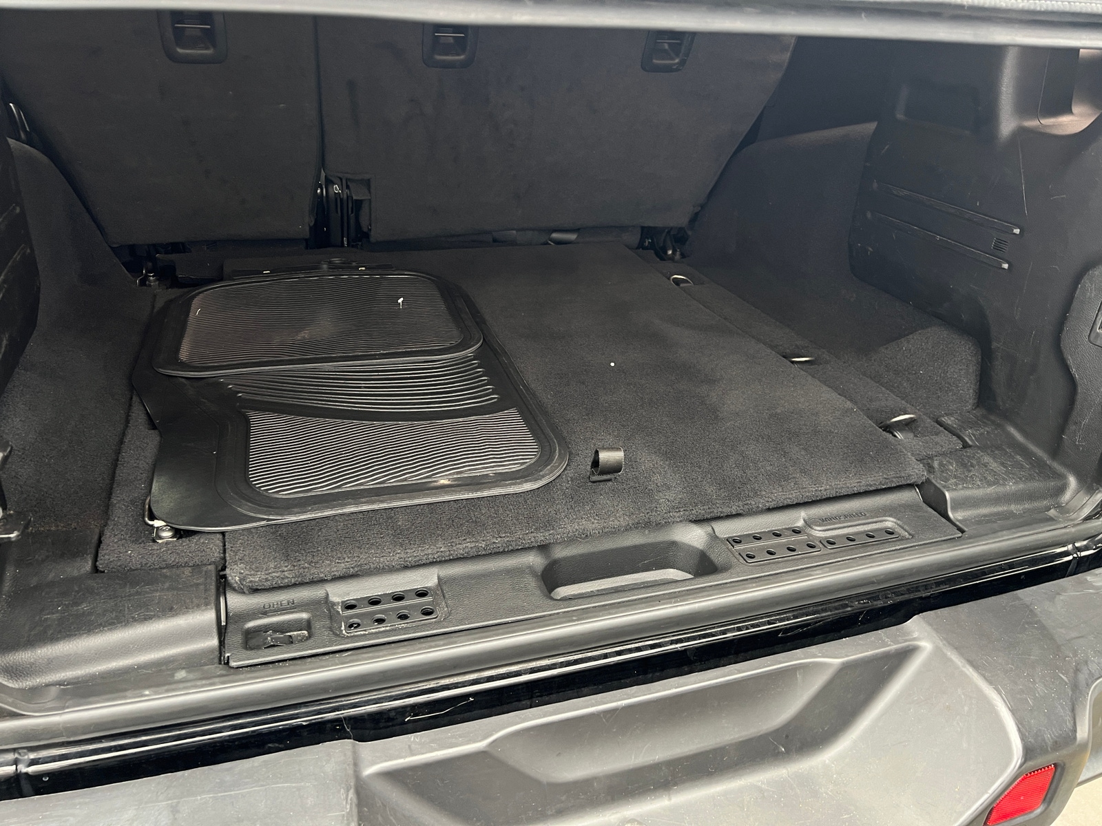 Thumbnail: 2022 Jeep Wrangler - 7