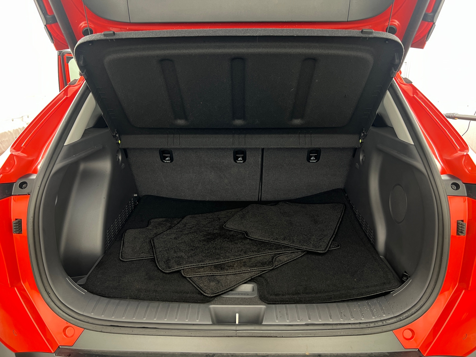 Thumbnail: 2025 Hyundai Kona - 6