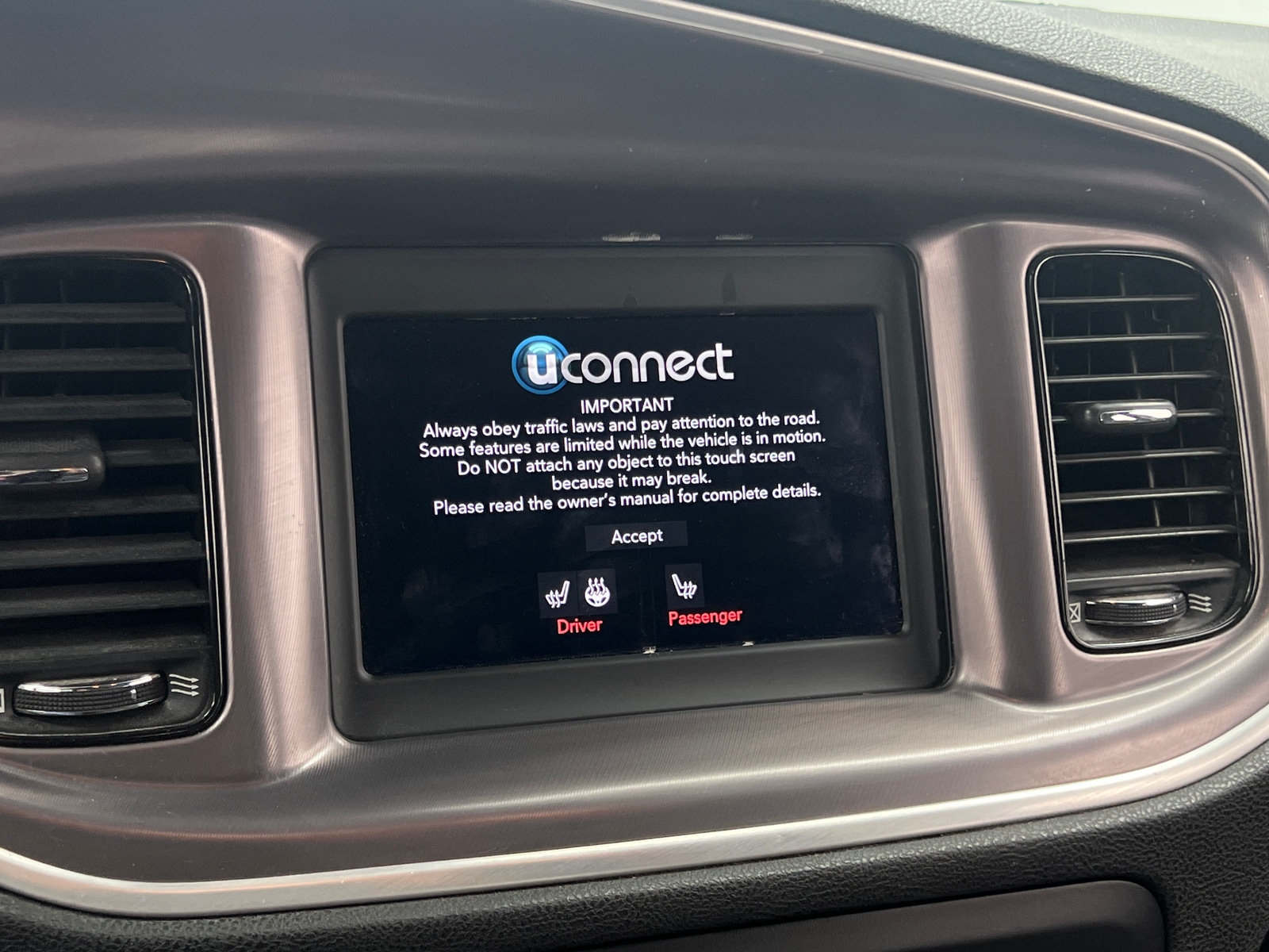 Thumbnail: 2021 Dodge Charger - 4