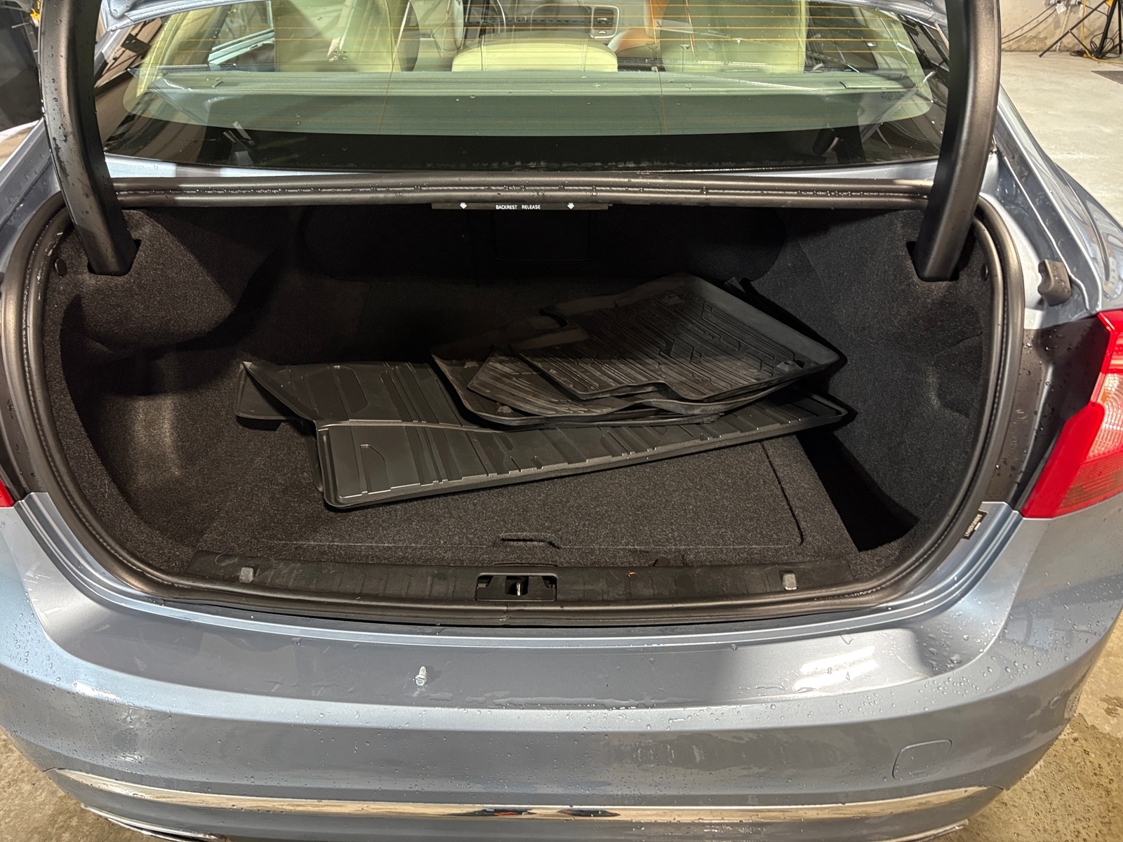 Thumbnail: 2018 Volvo S60 - 6