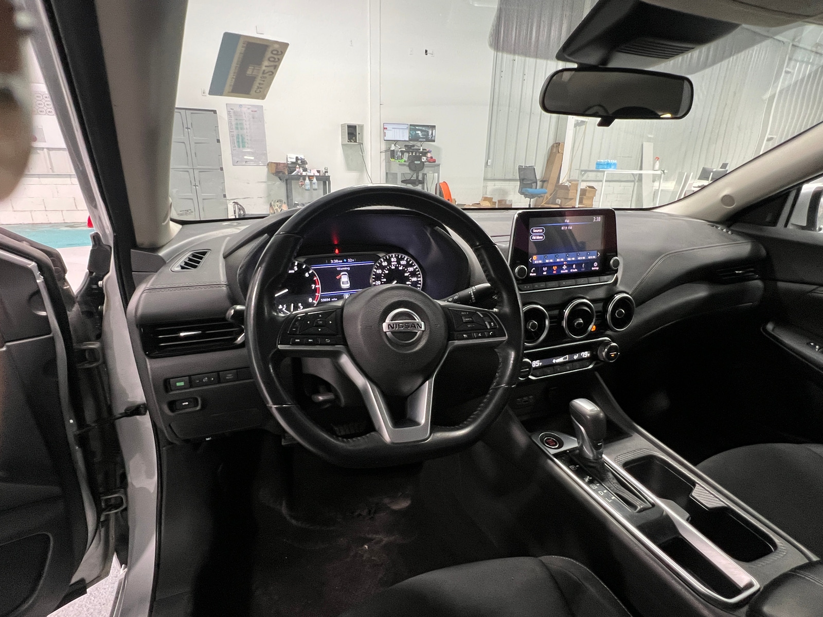 Thumbnail: 2021 Nissan Sentra - 3