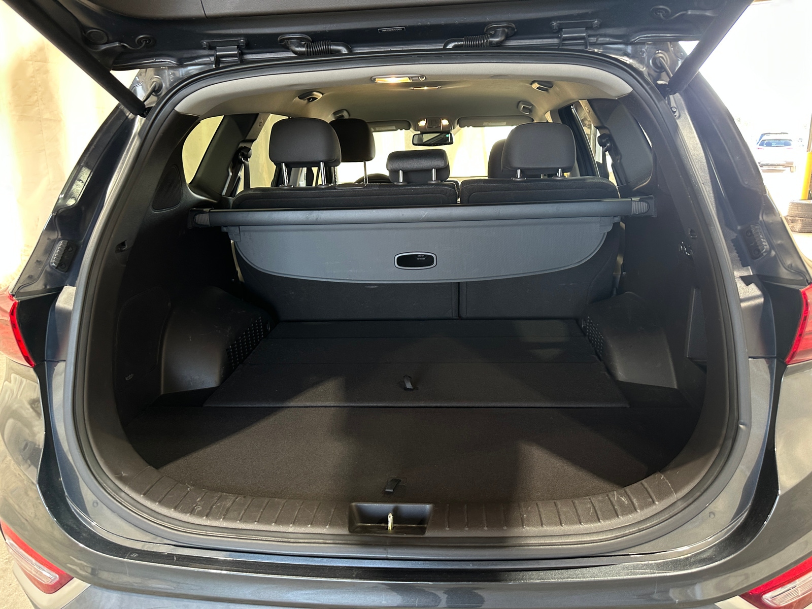 Thumbnail: 2020 Hyundai Santa Fe - 7