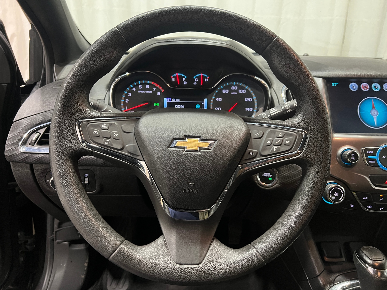 Thumbnail: 2018 Chevrolet Cruze - 5