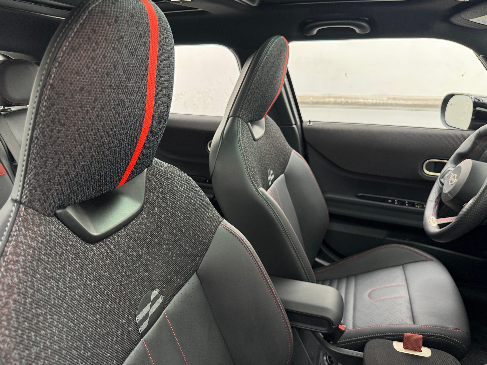 Thumbnail: 2025 MINI Cooper Hardtop - 2