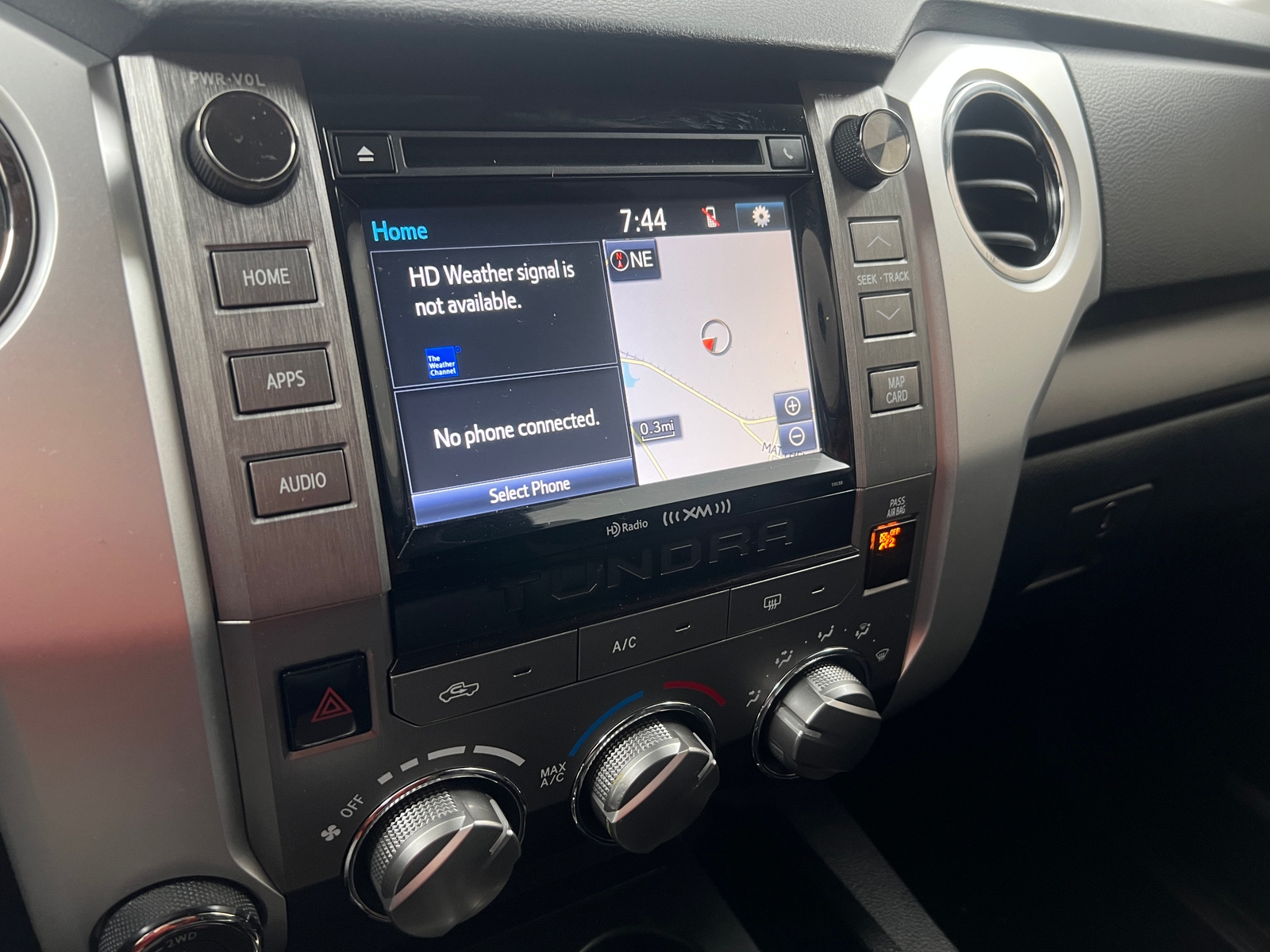 Thumbnail: 2018 Toyota Tundra - 4