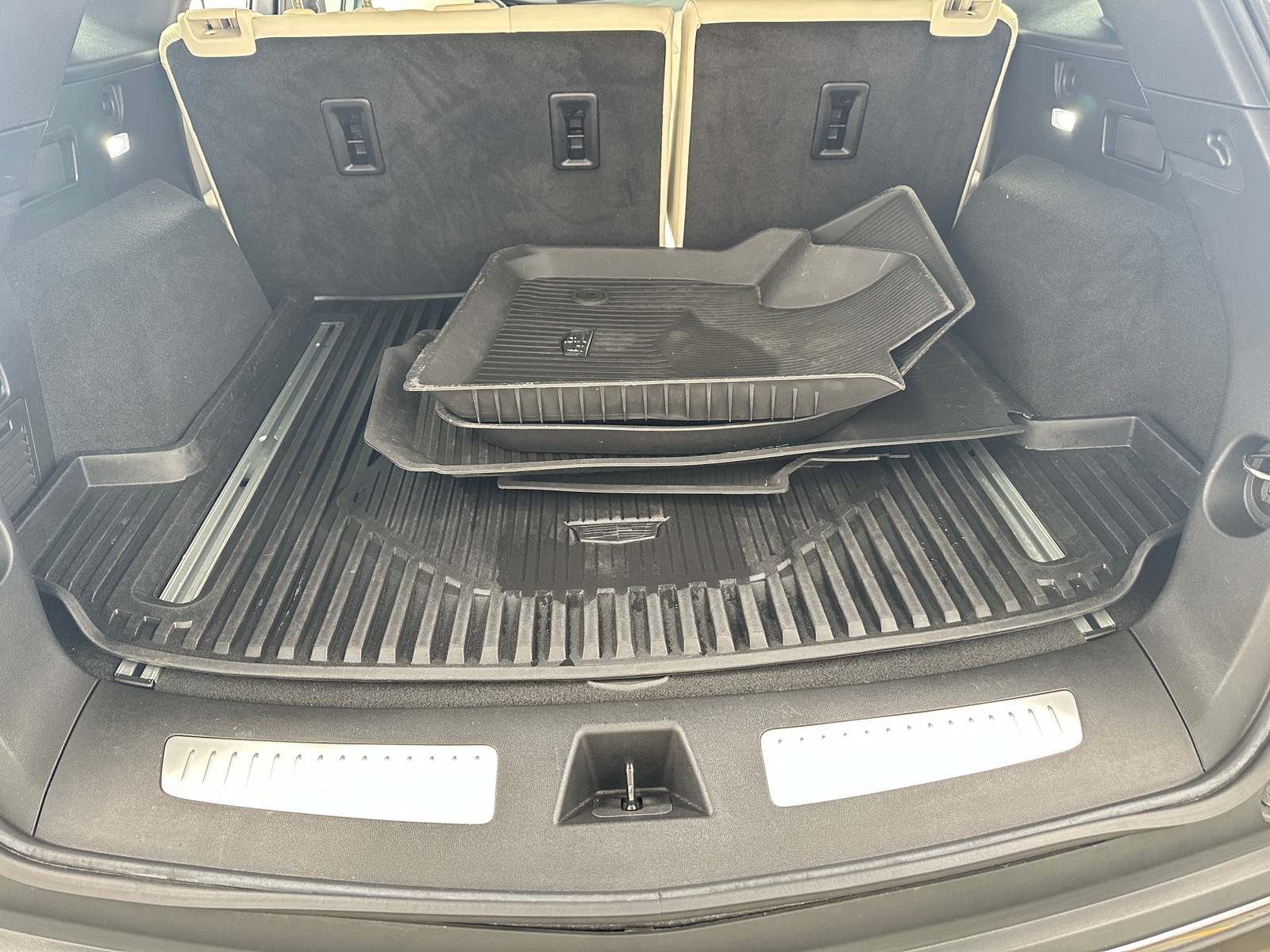 Thumbnail: 2023 Cadillac XT5 - 6