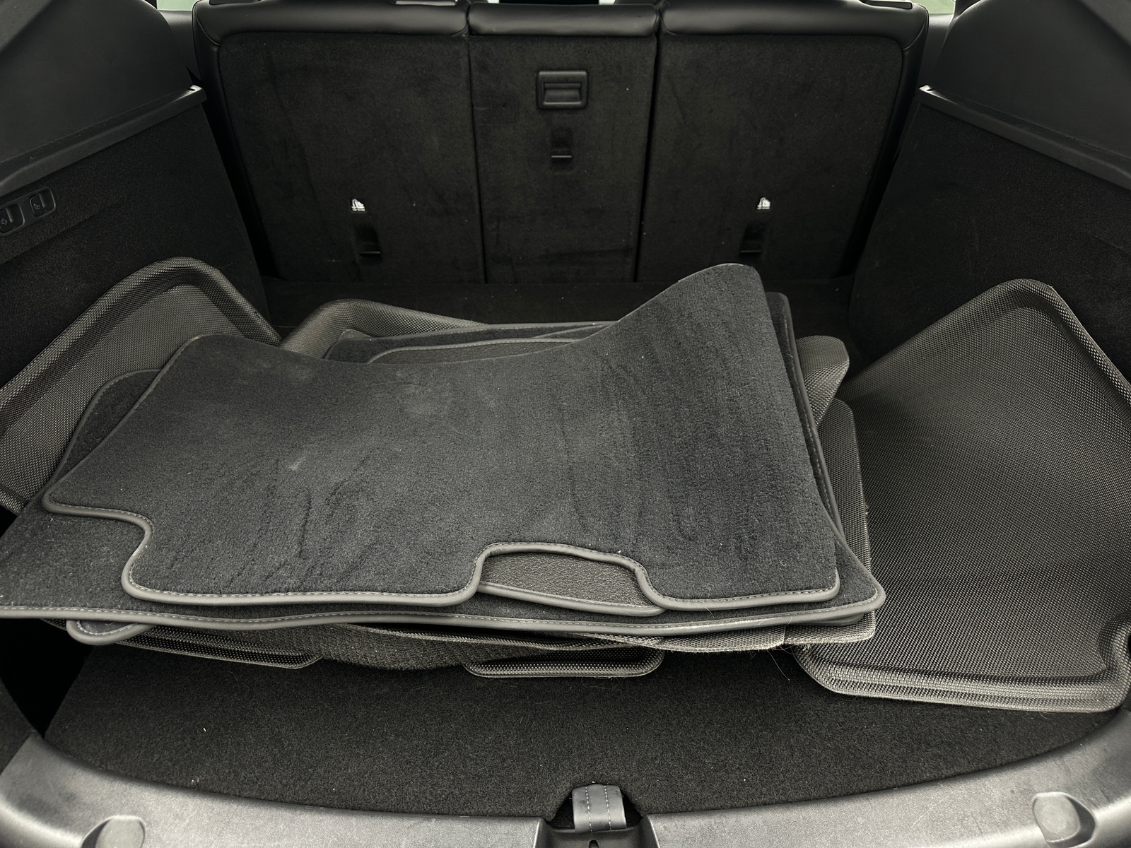 Thumbnail: 2023 Tesla Model Y - 6