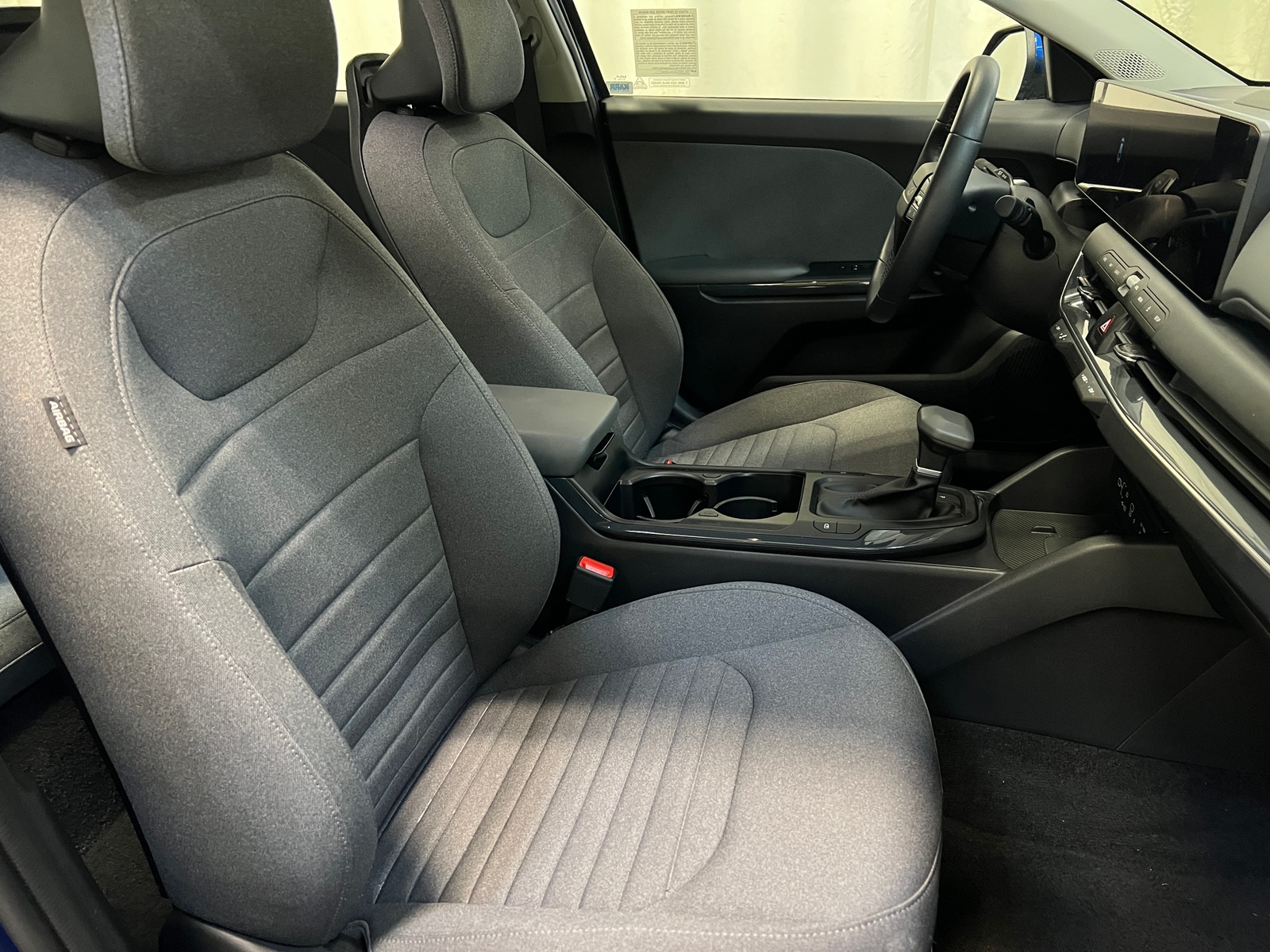 Thumbnail: 2025 Kia K4 - 2