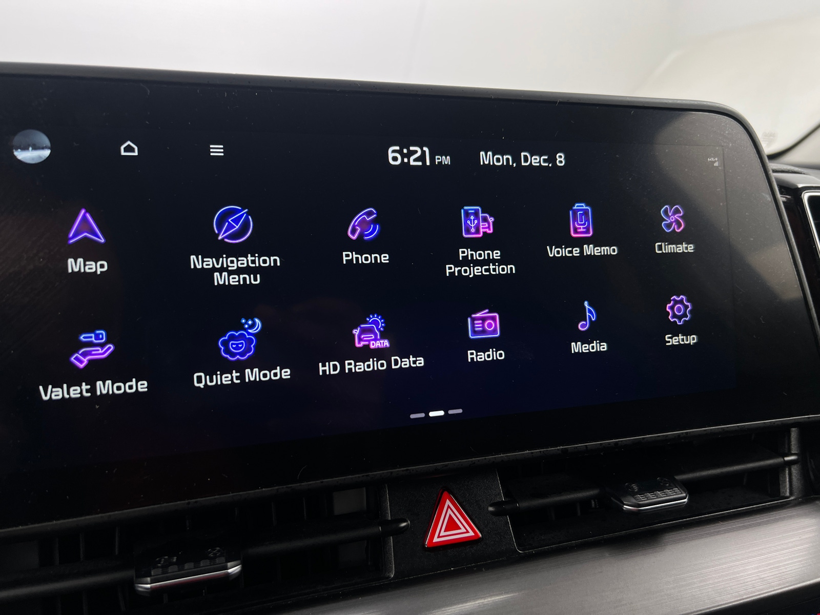 Thumbnail: 2023 Kia Sportage - 3