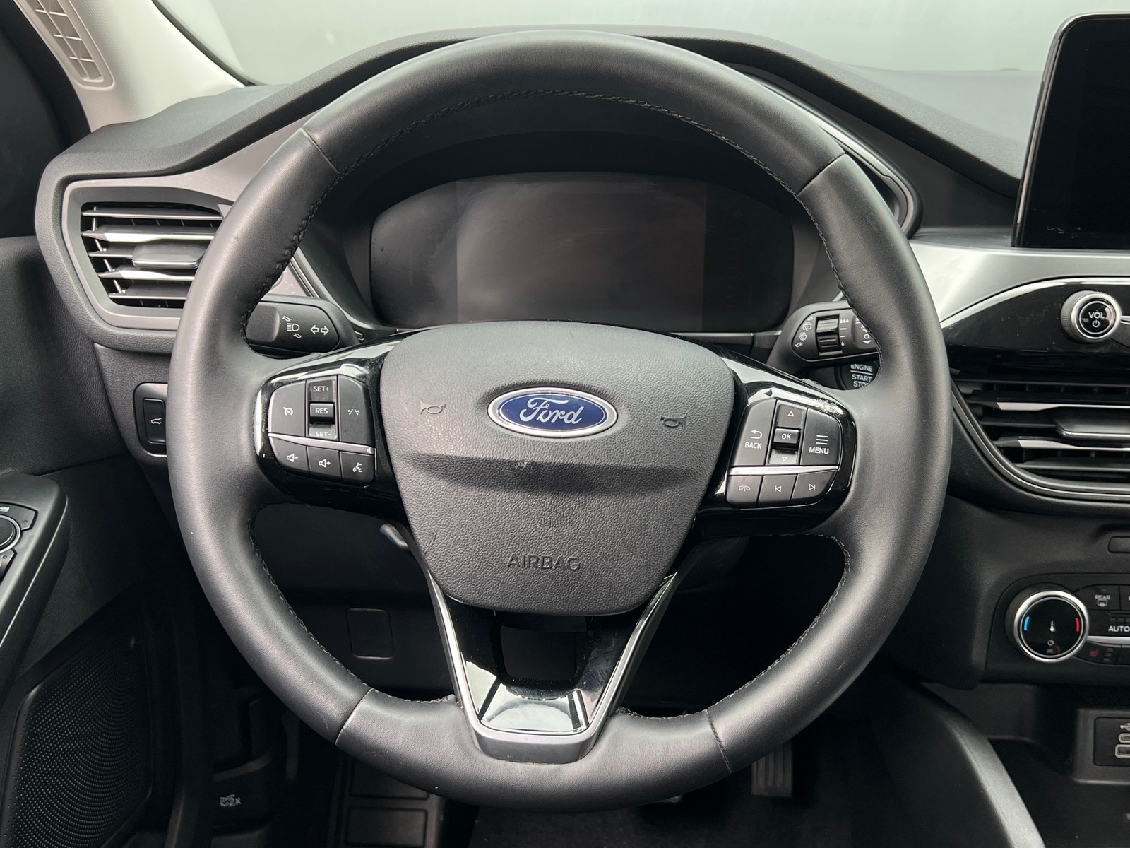 Thumbnail: 2024 Ford Escape - 5