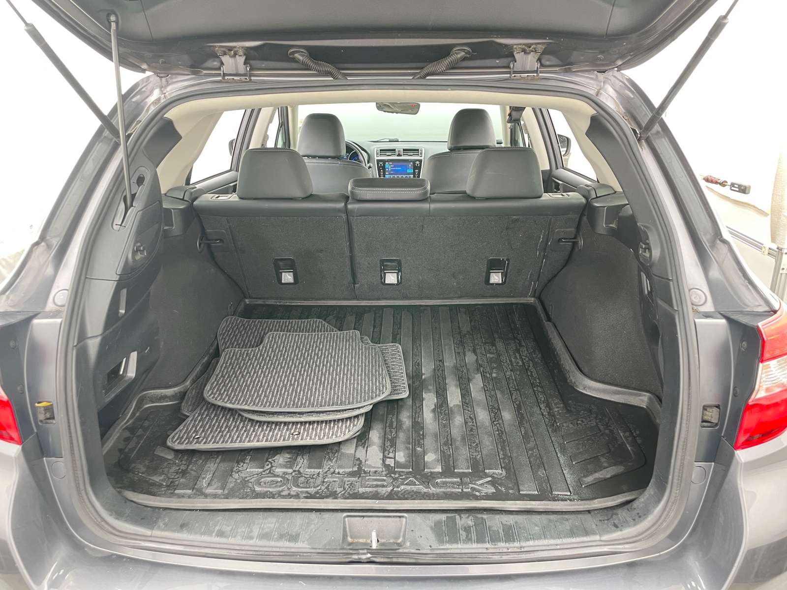 Thumbnail: 2019 Subaru Outback - 6