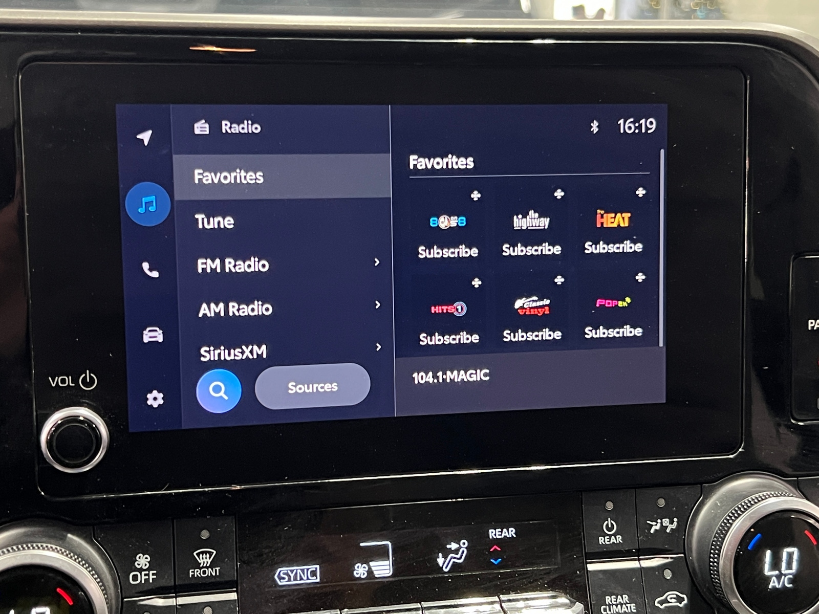 Thumbnail: 2023 Toyota Highlander - 4