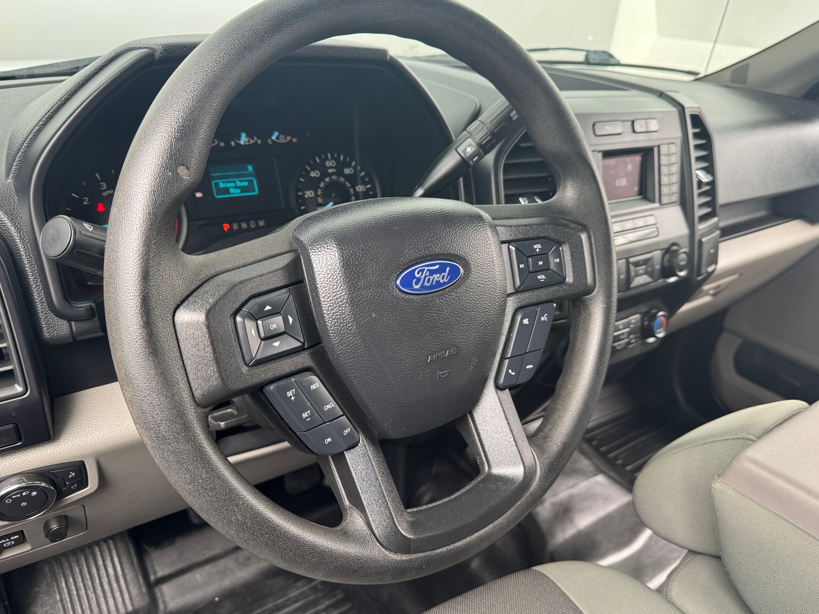 Thumbnail: 2020 Ford Econoline - 5