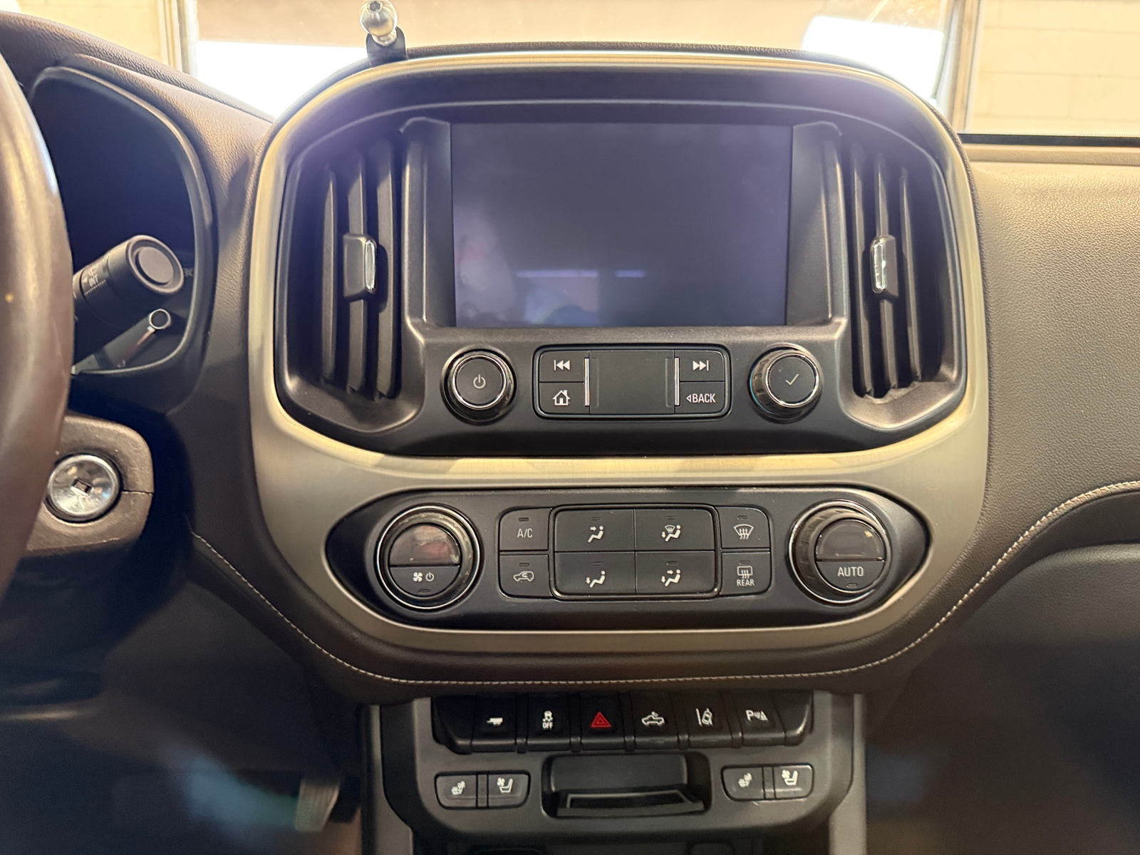 Thumbnail: 2021 GMC Canyon - 3