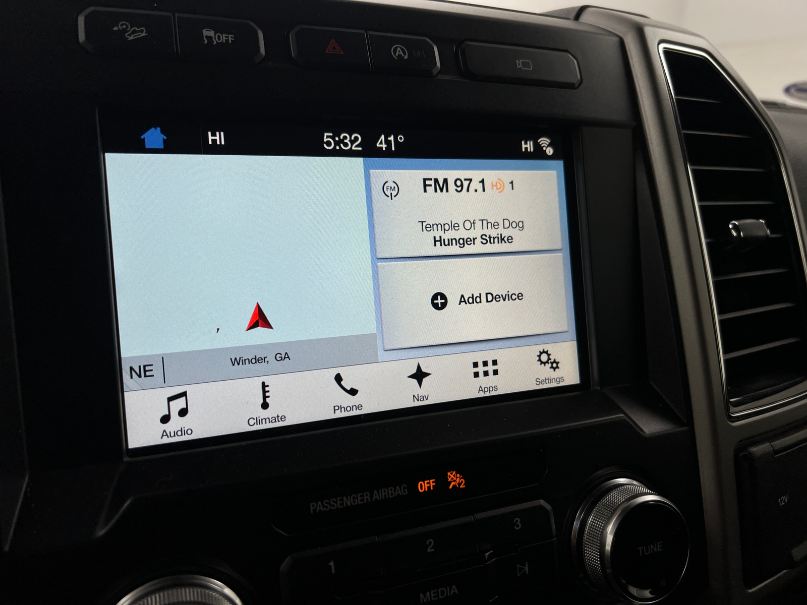 Thumbnail: 2017 Ford Econoline - 4