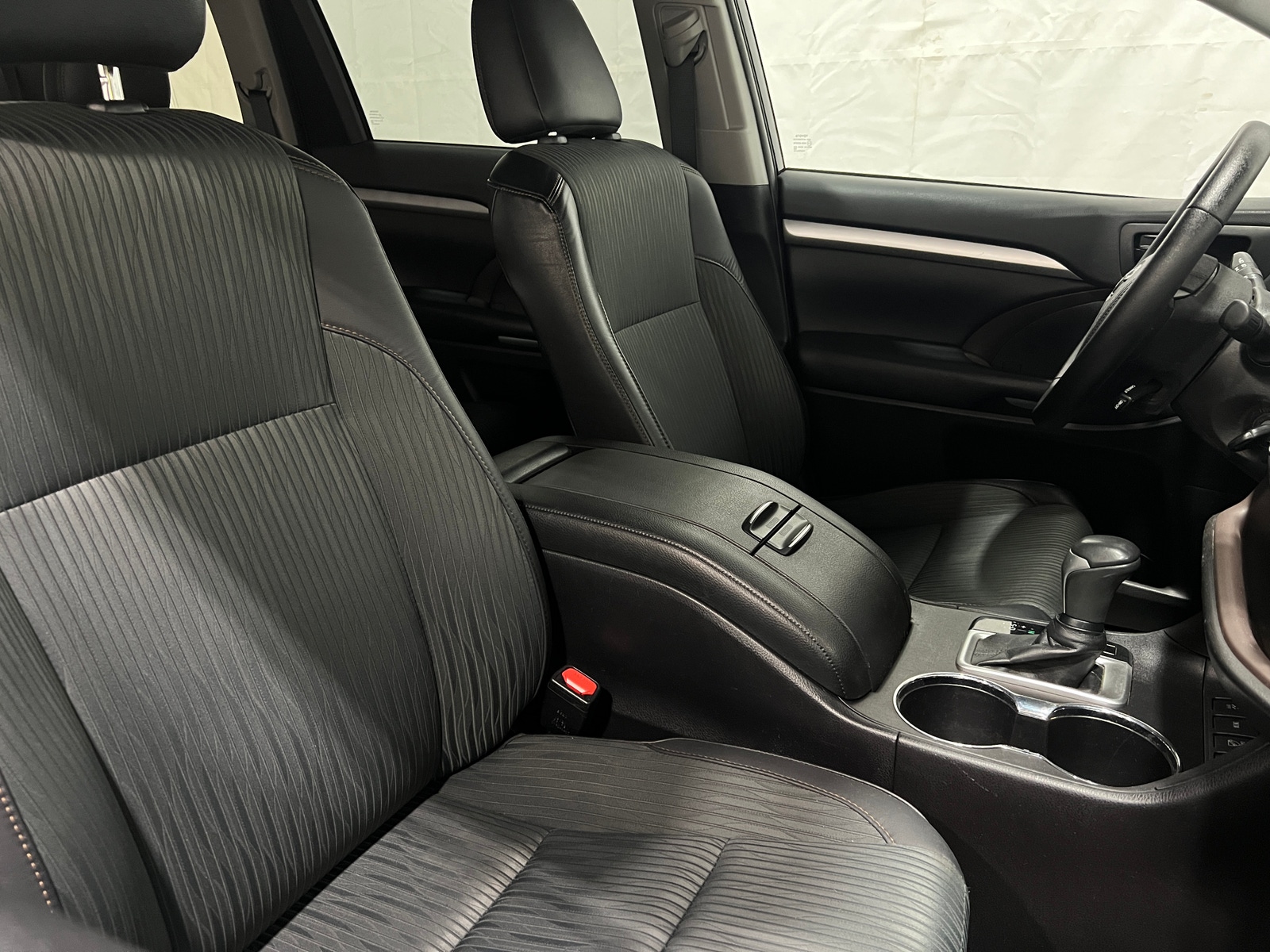 Thumbnail: 2019 Toyota Highlander - 2