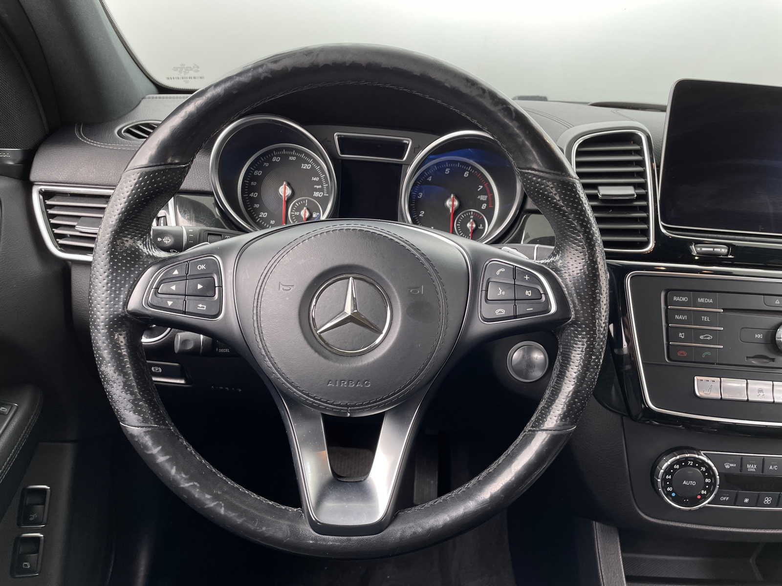 Thumbnail: 2019 Mercedes-Benz GLS - 4