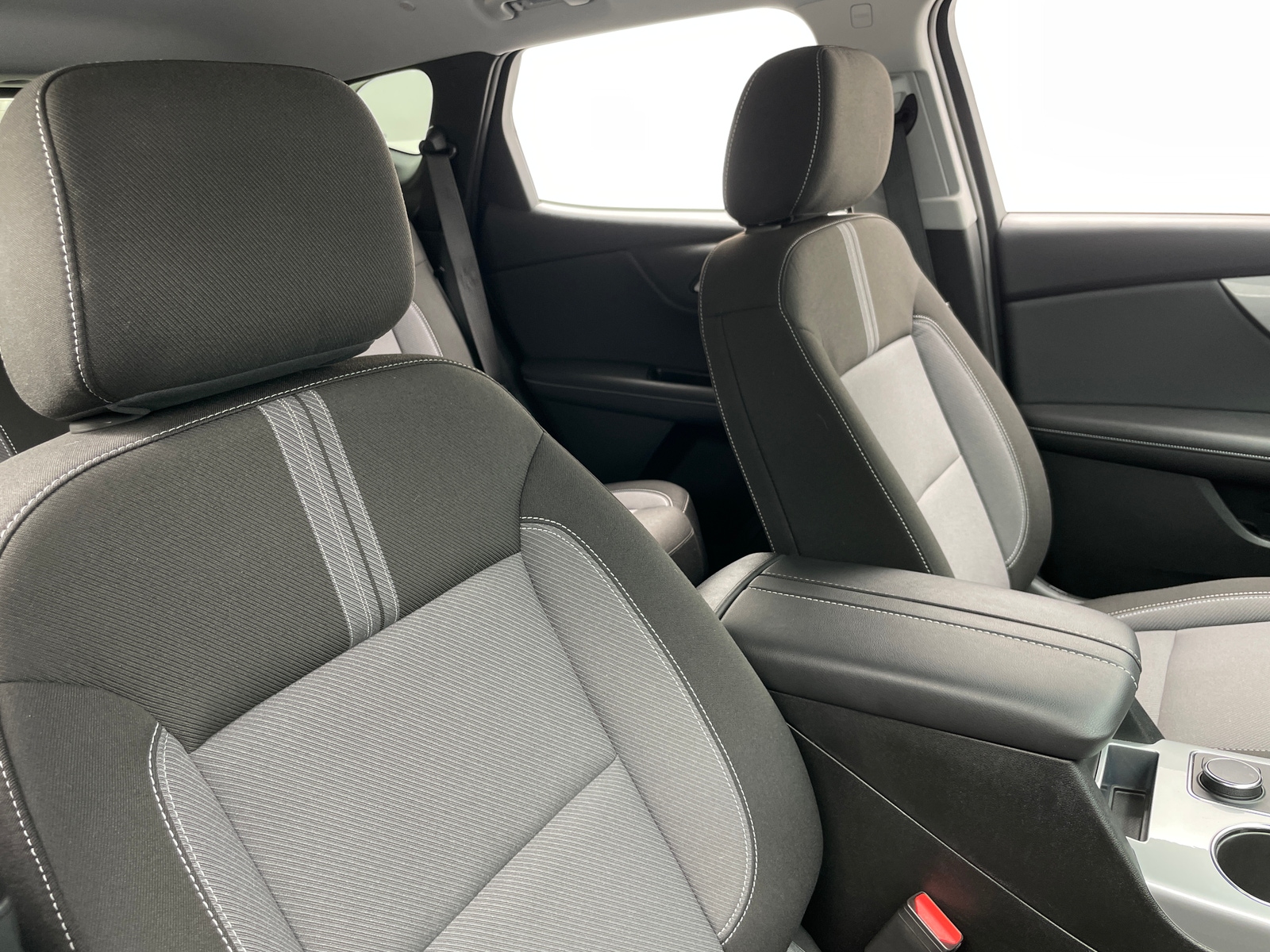 Thumbnail: 2025 Chevrolet Blazer - 2