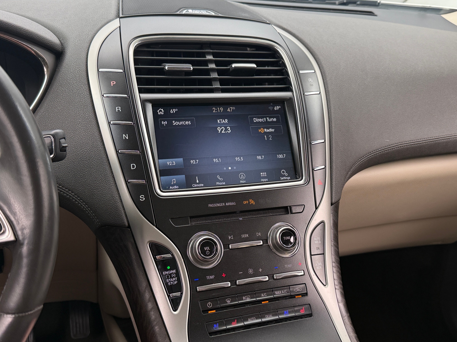 Thumbnail: 2019 Lincoln Nautilus - 3