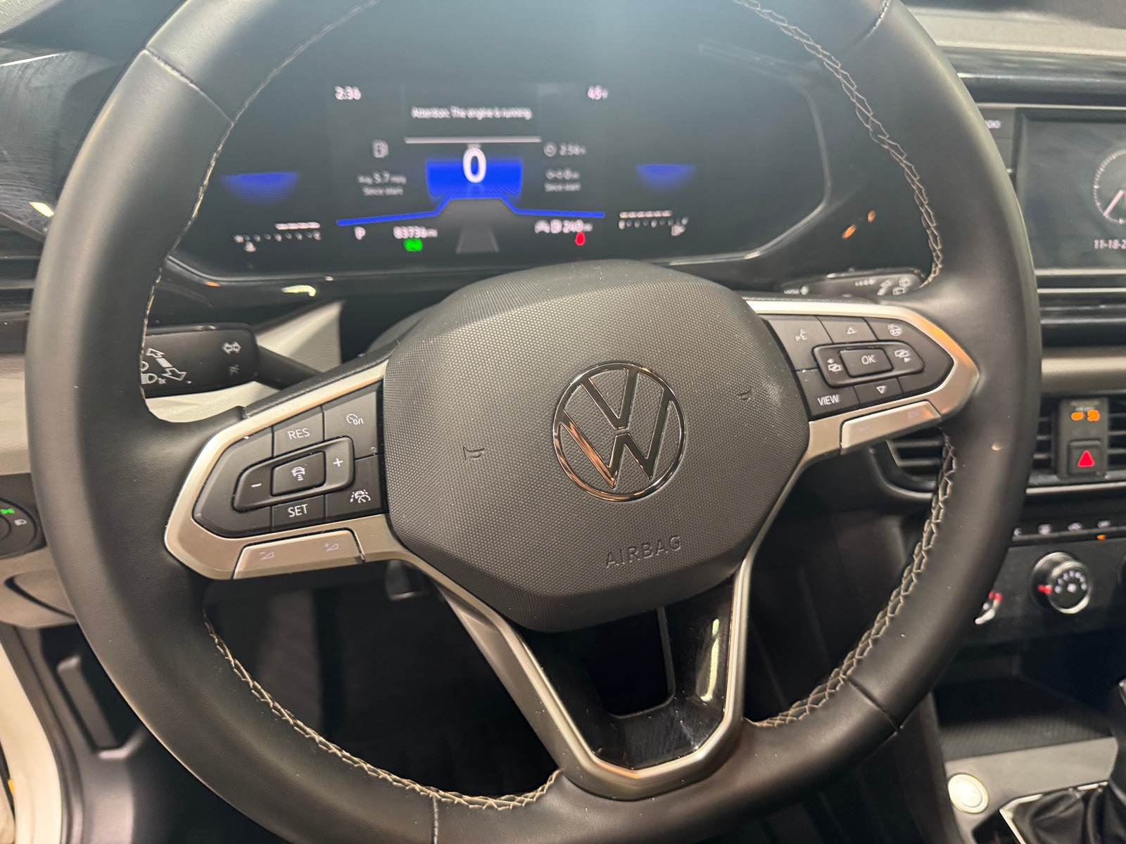 Thumbnail: 2022 Volkswagen Taos - 5