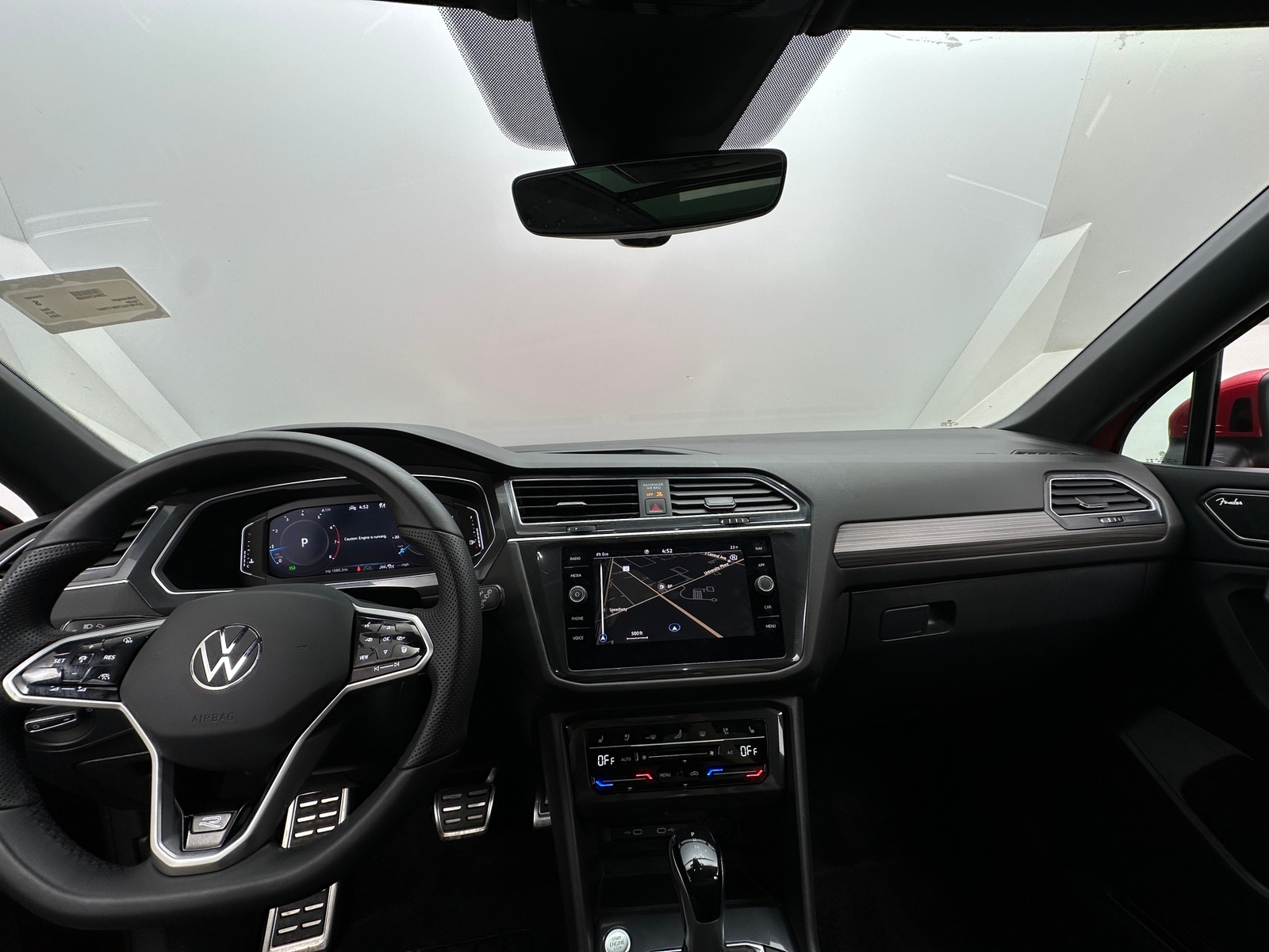 Thumbnail: 2024 Volkswagen Tiguan - 2