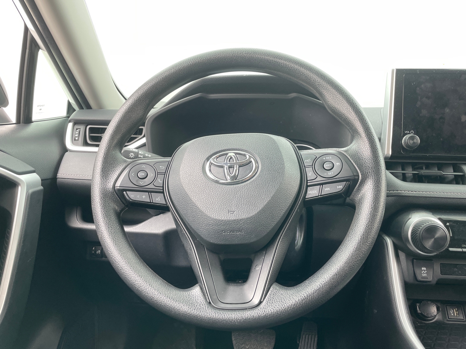 Thumbnail: 2024 Toyota RAV4 - 5