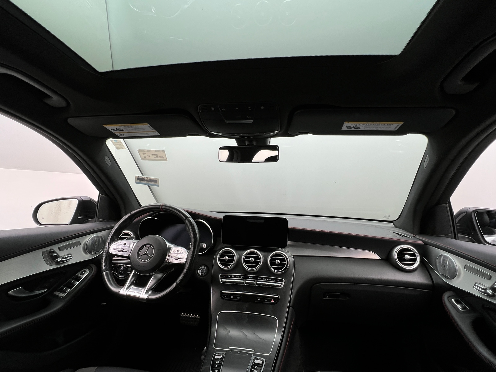 Thumbnail: 2020 Mercedes-Benz GLC - 2