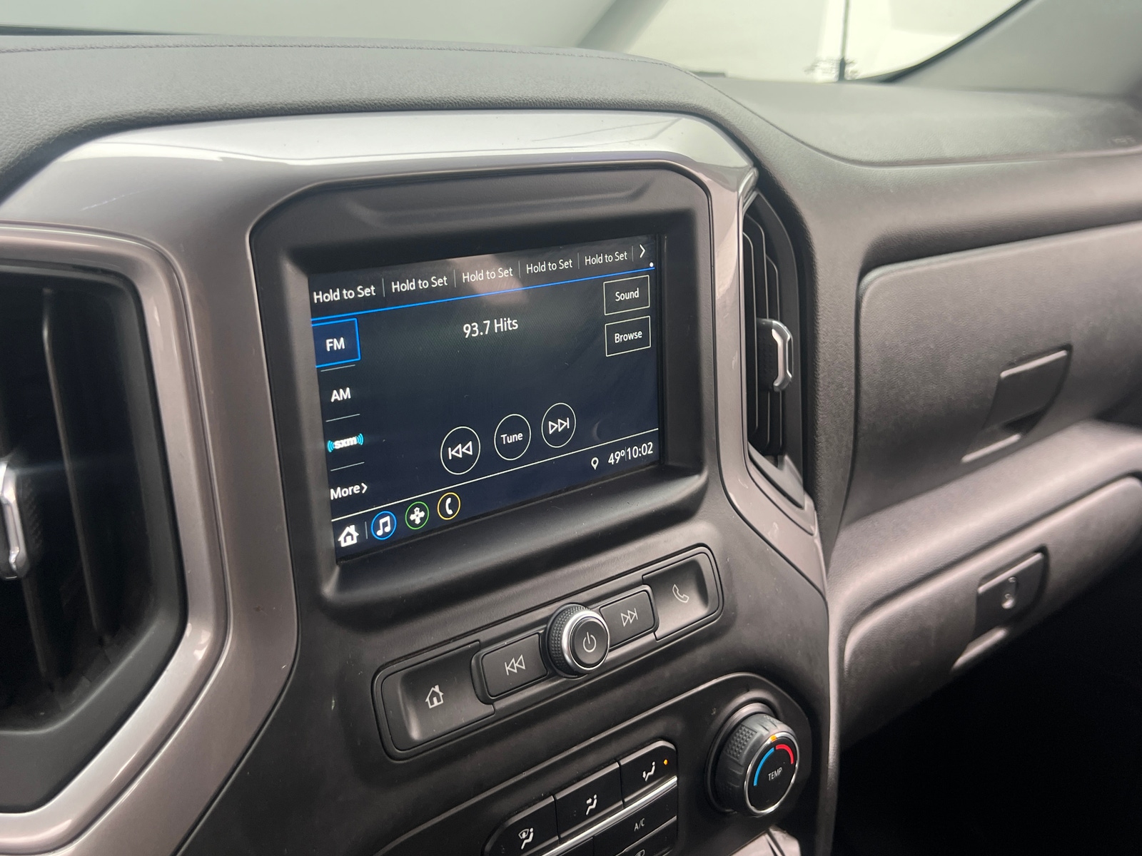 Thumbnail: 2019 Chevrolet Silverado 1500 - 4