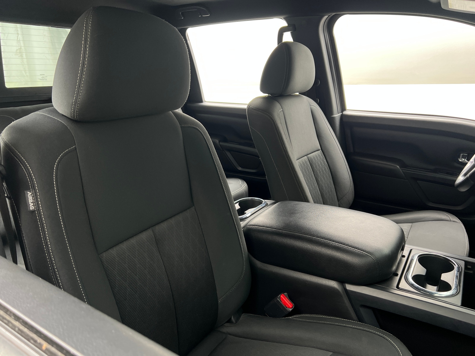 Thumbnail: 2019 Nissan Titan - 2