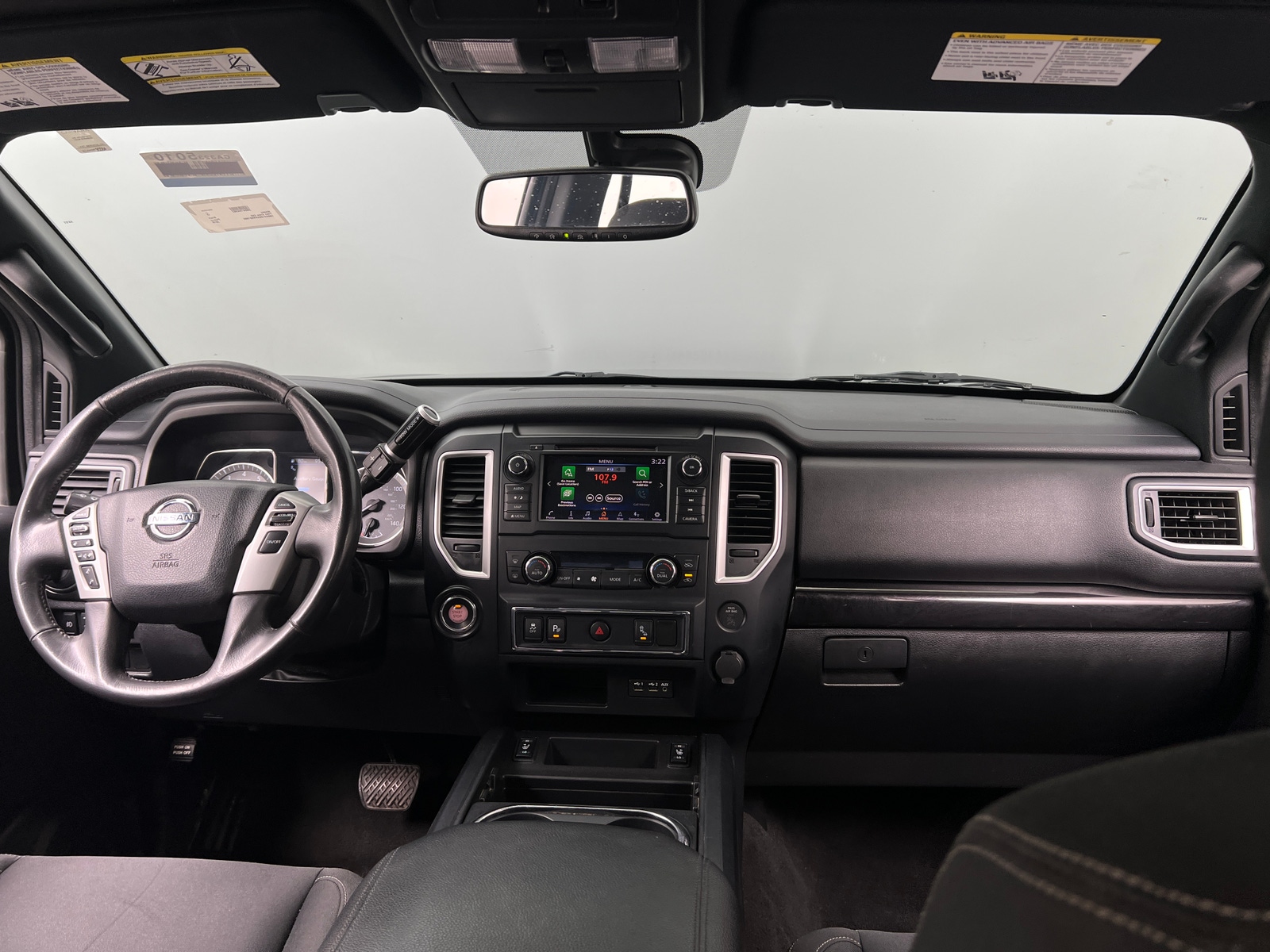 Thumbnail: 2019 Nissan Titan - 3