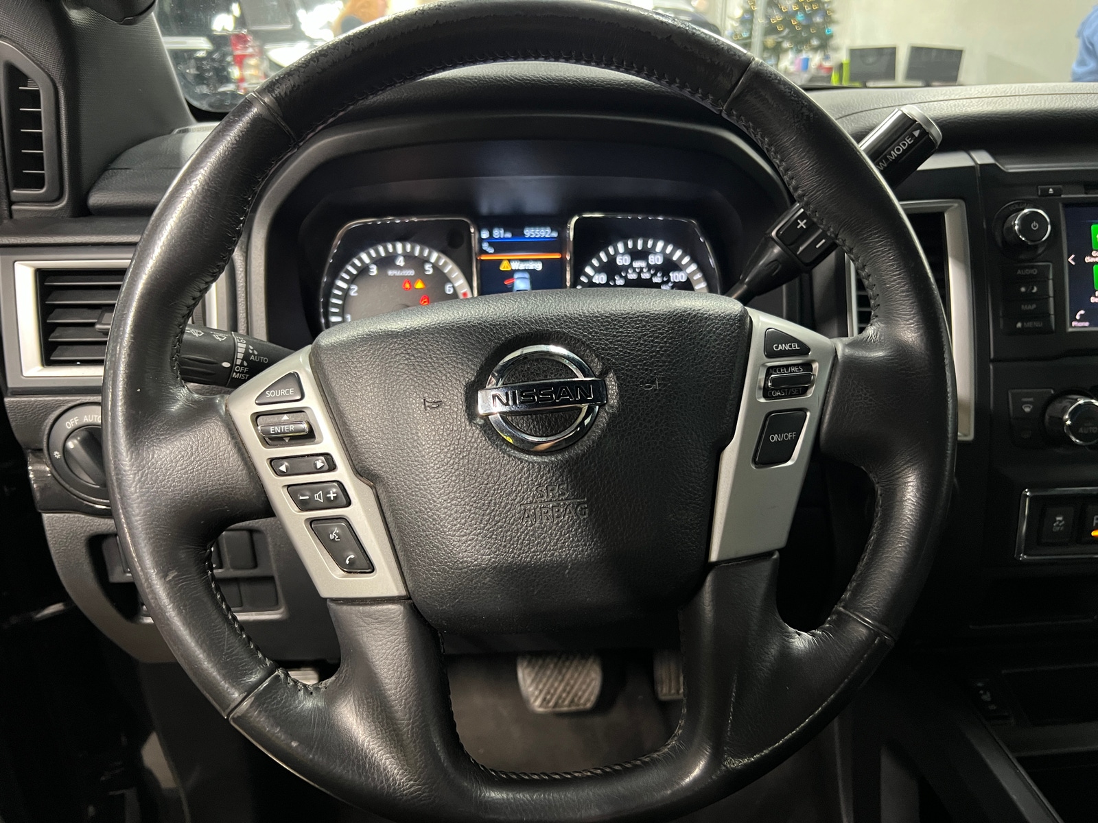 Thumbnail: 2019 Nissan Titan - 5