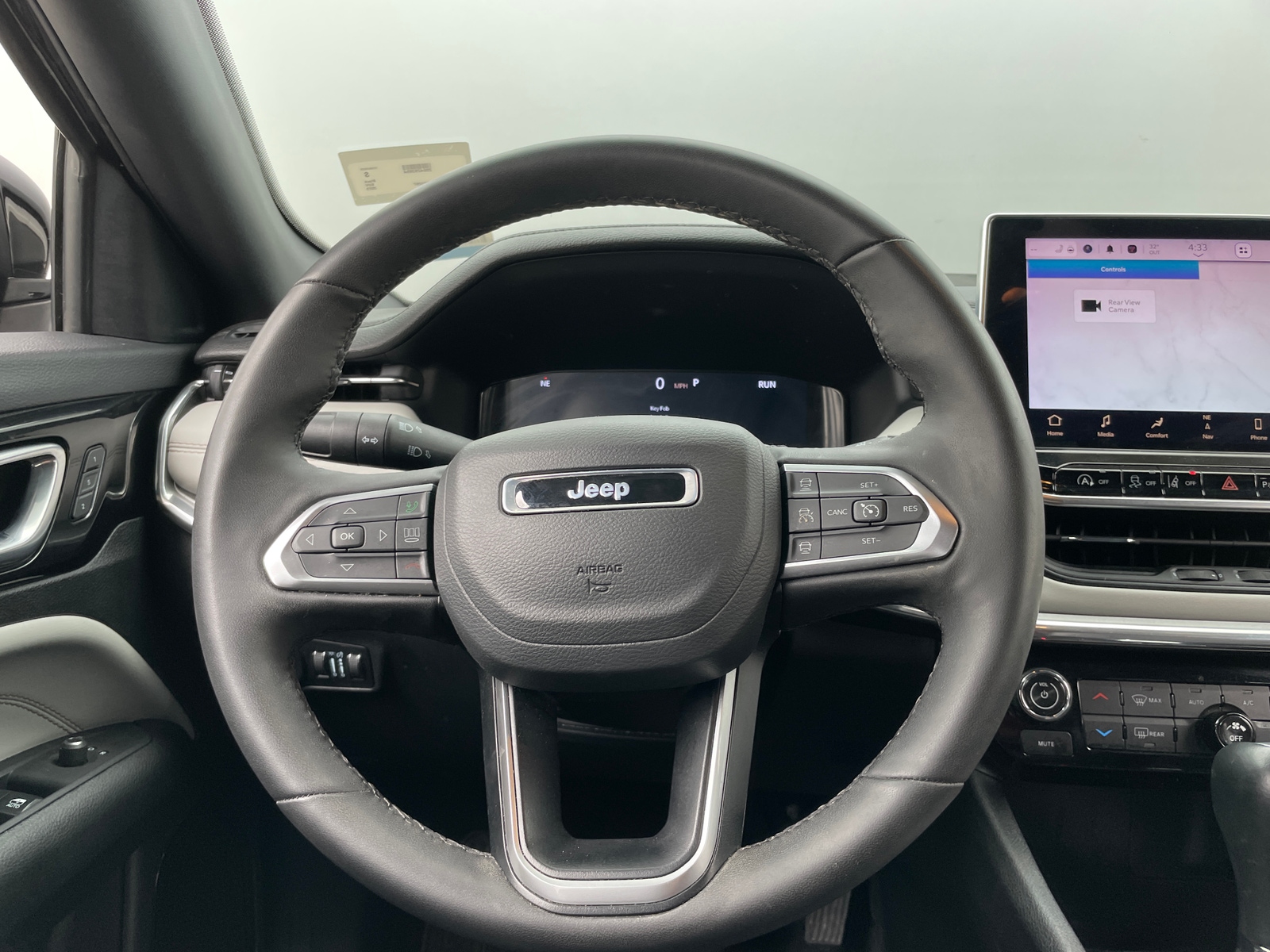 Thumbnail: 2023 Jeep Compass - 4