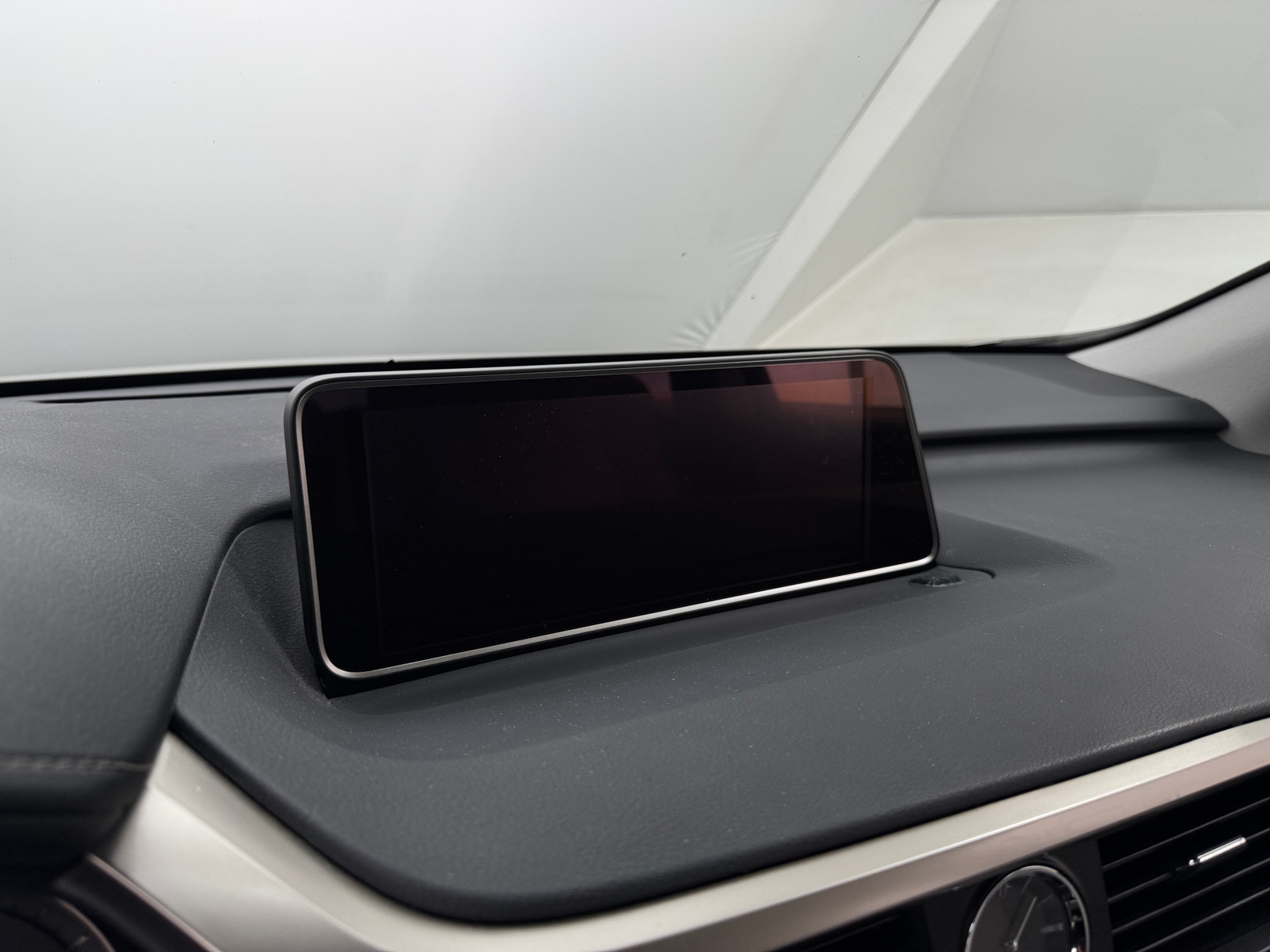 Thumbnail: 2019 Lexus RX - 3