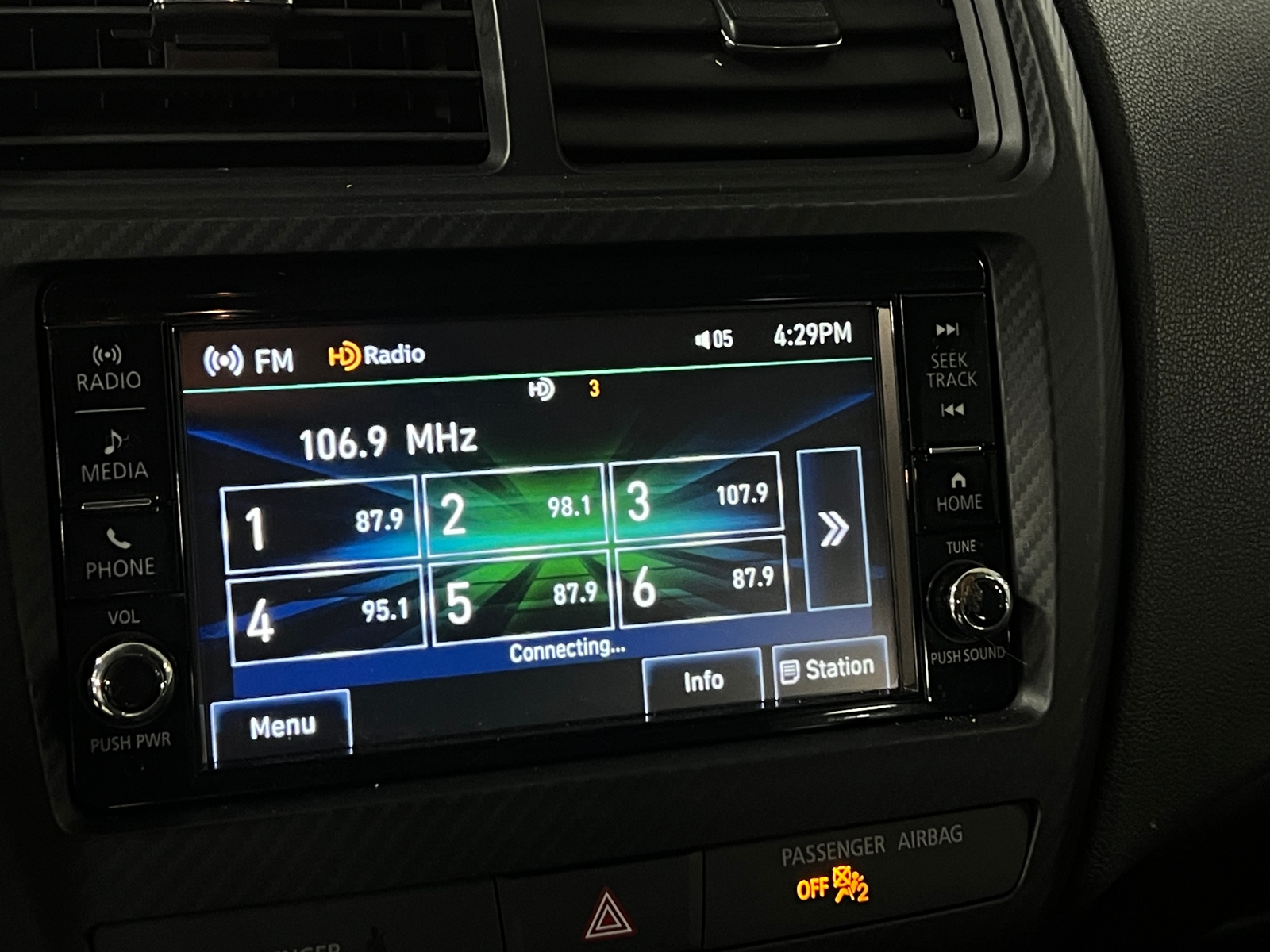 Thumbnail: 2024 Mitsubishi Outlander Sport - 4