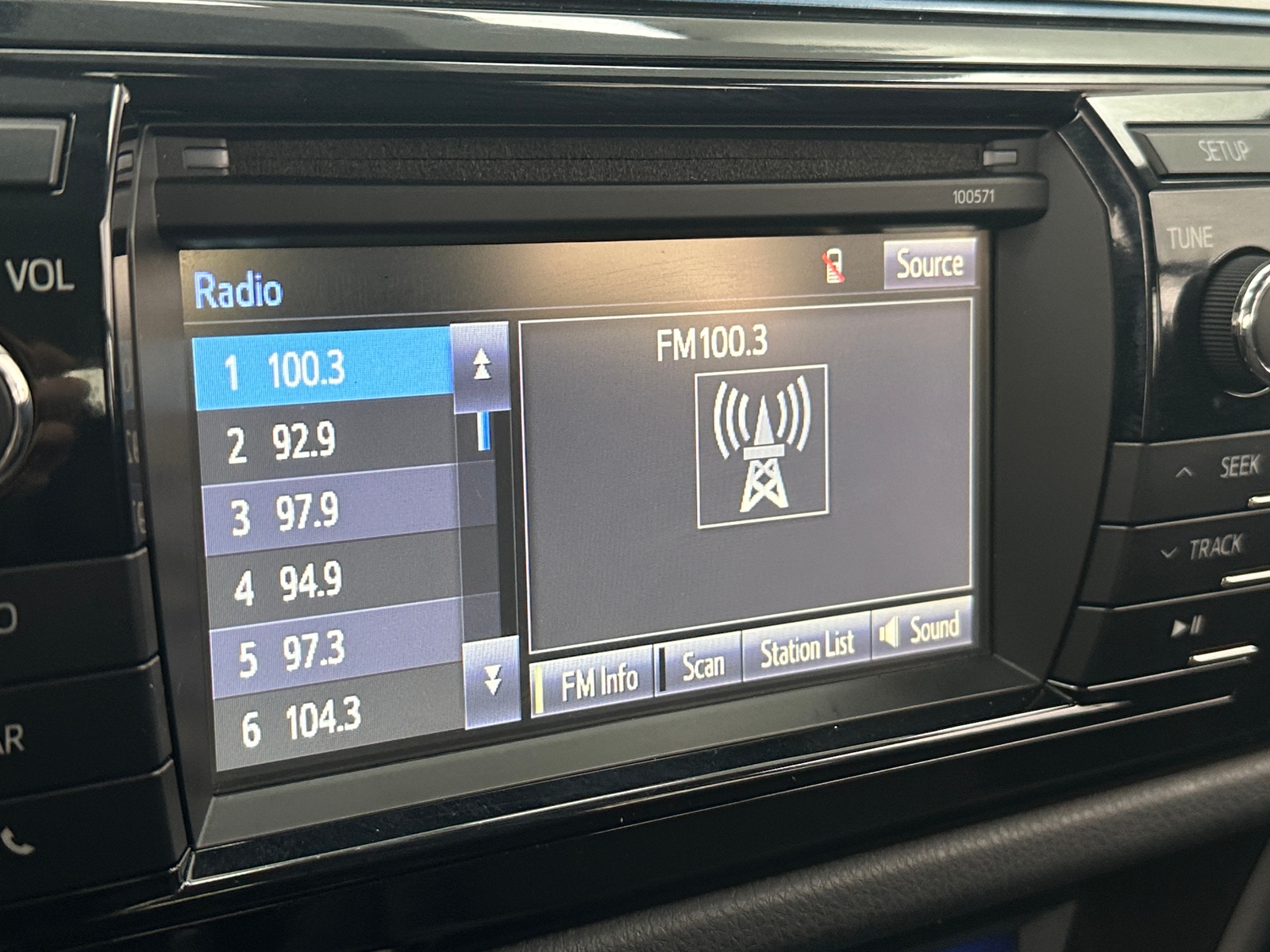 Thumbnail: 2016 Toyota Corolla - 4