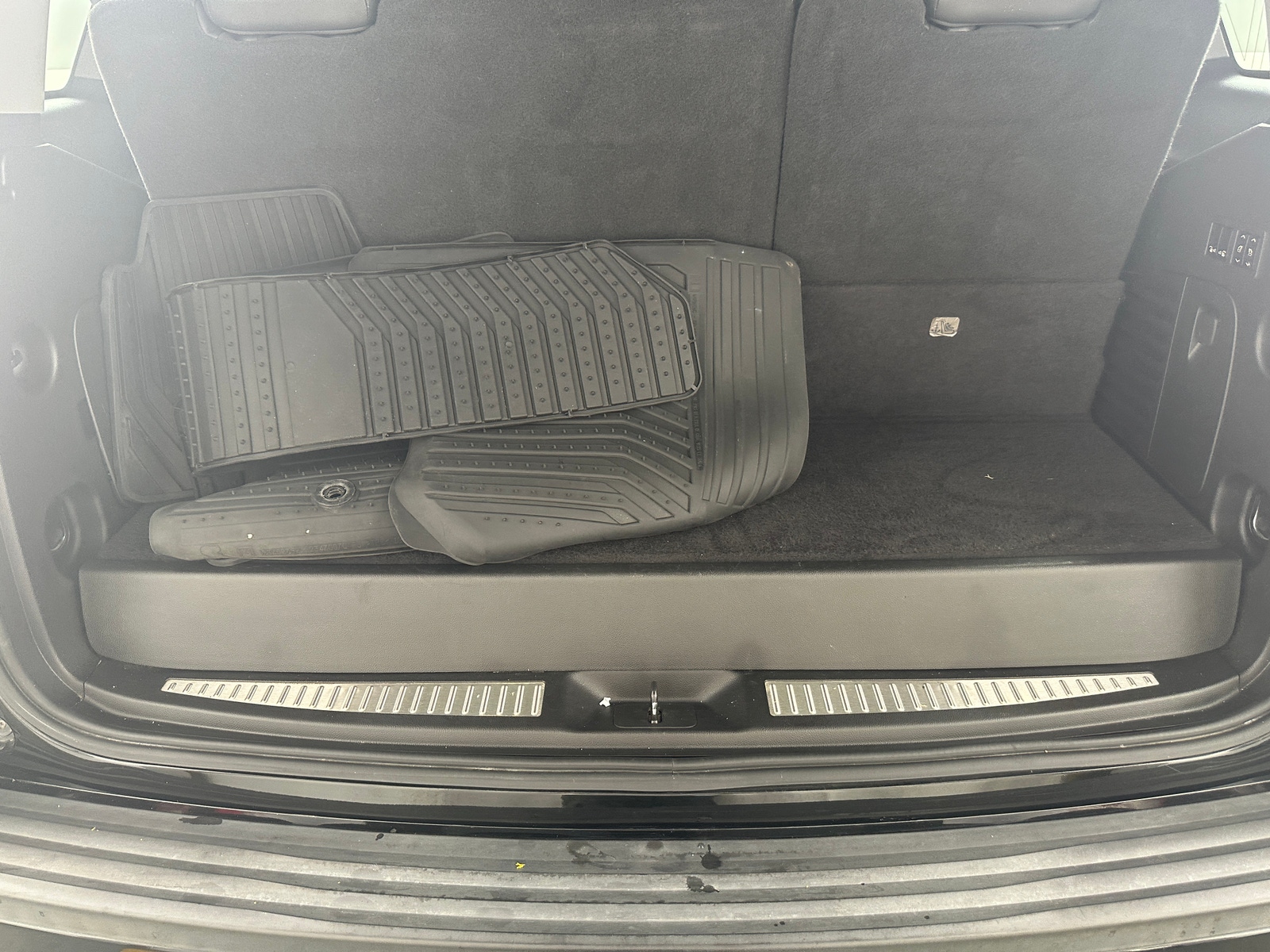 Thumbnail: 2017 Cadillac Escalade - 6